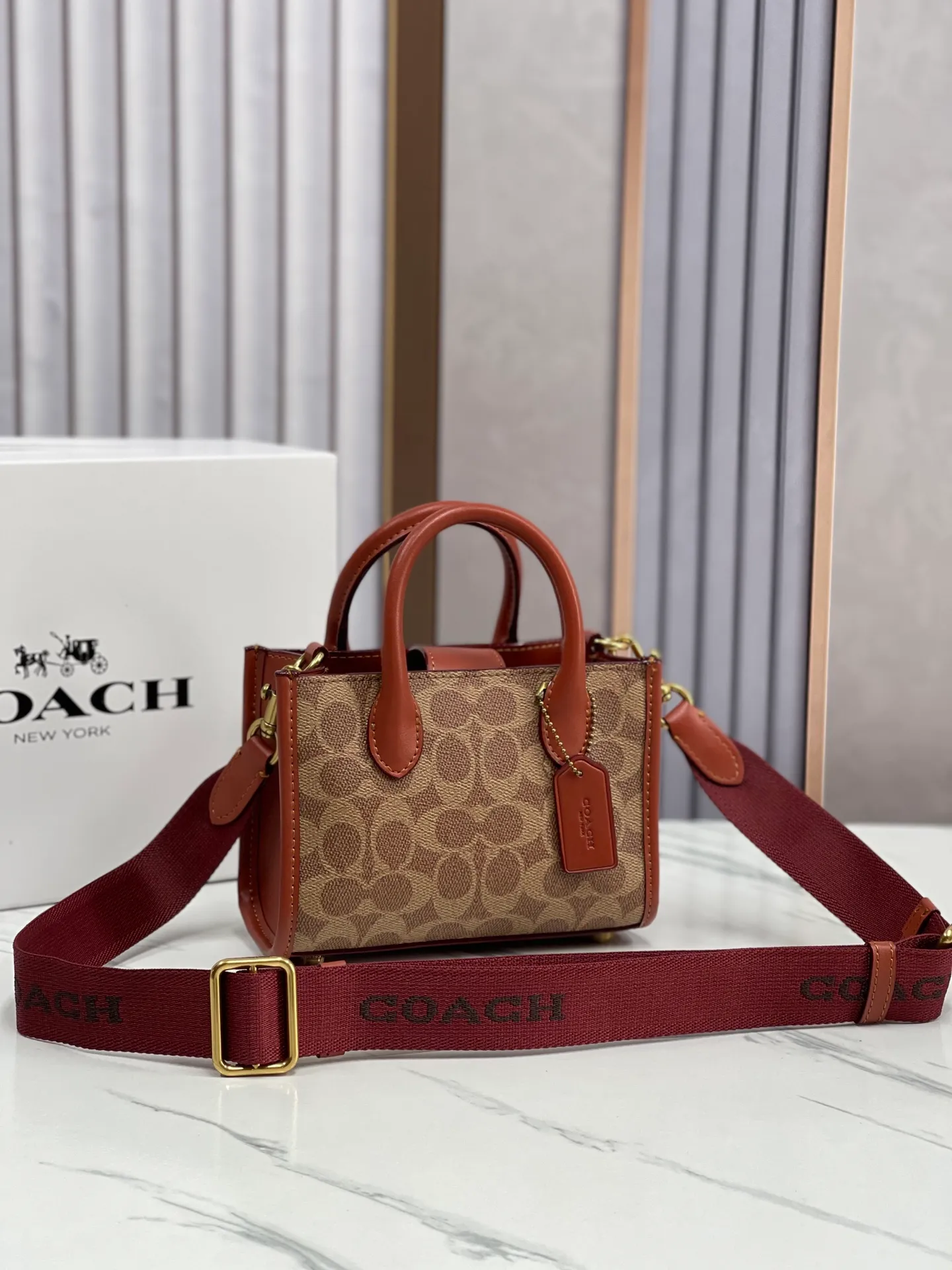 Batch 420💰coach/Coach new small model model CT890/CT891 counter new ACE carriage pattern women's tote bag single shoulder crossbody handheld tote bag double shoulder strap design size: 18·13·8