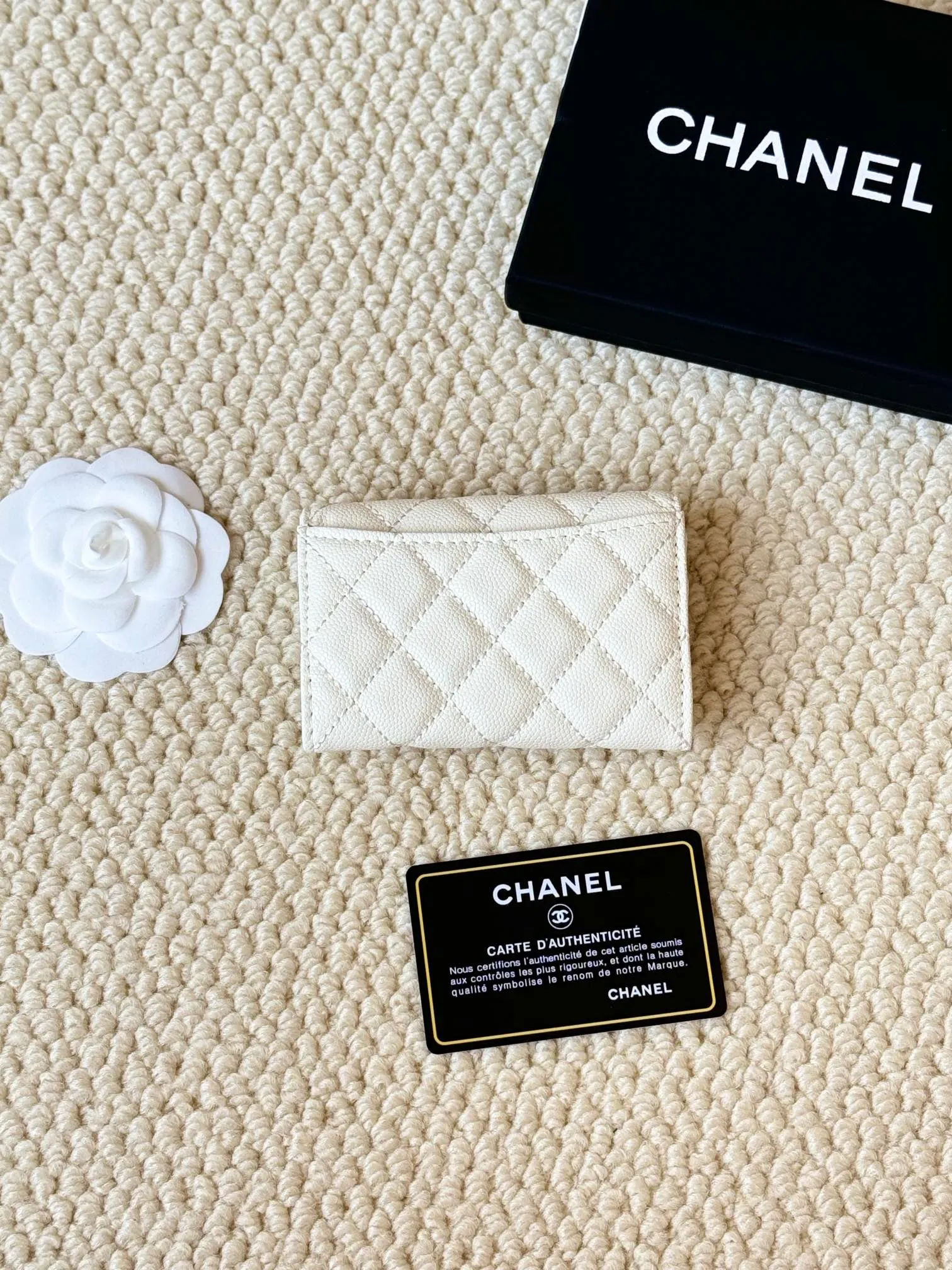 💰120 Style number: AP458 chanel's most classic card holder, coin purse, Chanel classic flap card holder. Caviar cowhide, card holder and coin purse in one, with slip pocket on the back. Size: 7.5 × 11.3 × 2.1 cm