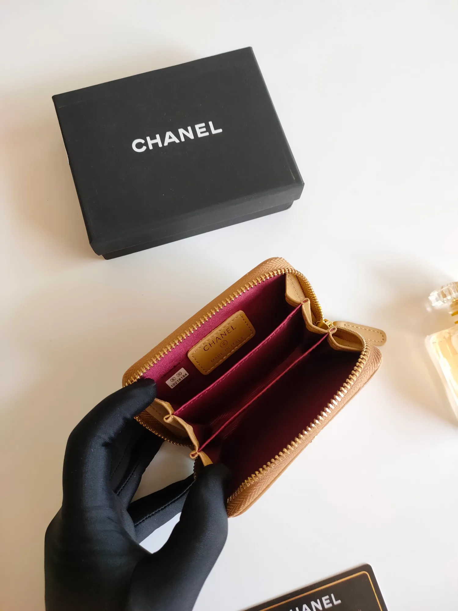 ￥120 Chanel card holder❤Coin purse️❤️Full leather inside and outside. Counter style. Impeccable workmanship details. Adhere to high quality. Style number: P1910 Size: 11.5x8cm