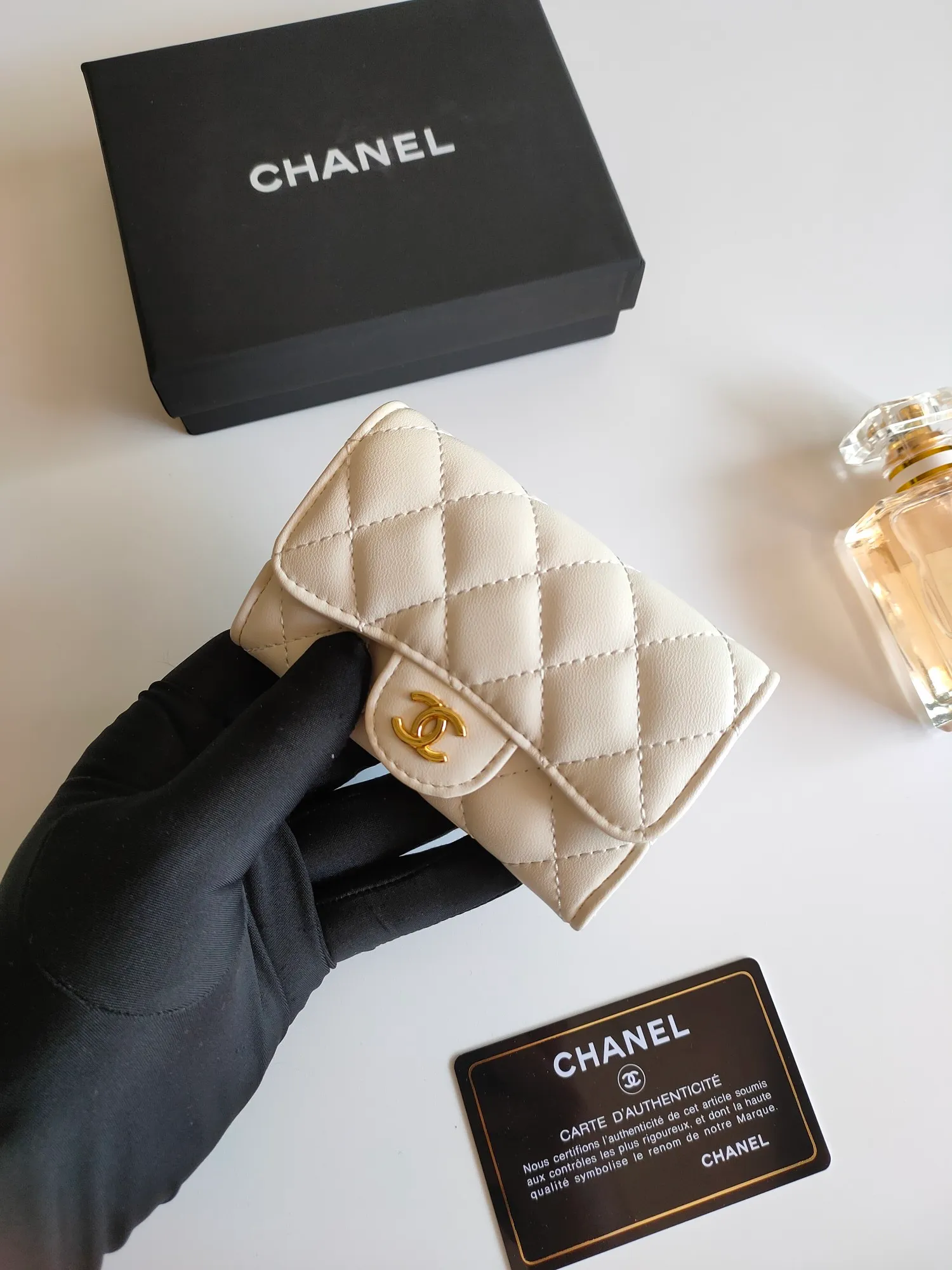 ￥130CHANEL Chanel classic flap card holder. Imported sheepskin and caviar cowhide, card holder and coin purse integrated, with slip pocket on the back, model number: AP448, size: 7.5 × 11.3 × 2.1 cm