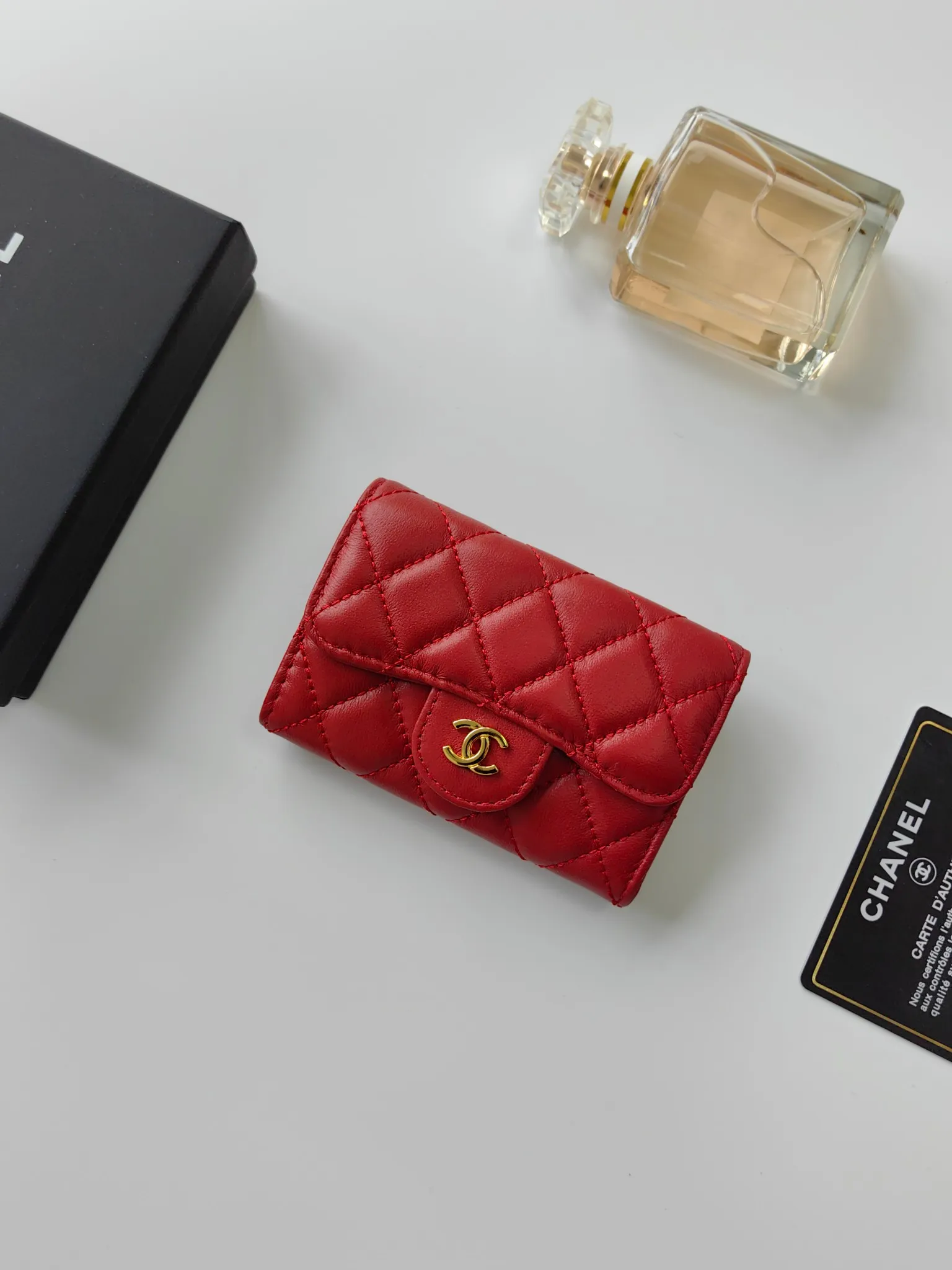 ￥130 CHANEL Chanel classic flap card holder. Imported sheepskin and caviar cowhide, card holder and coin purse integrated, with slip pocket on the back, model number: AP448, size: 7.5 × 11.3 × 2.1 cm