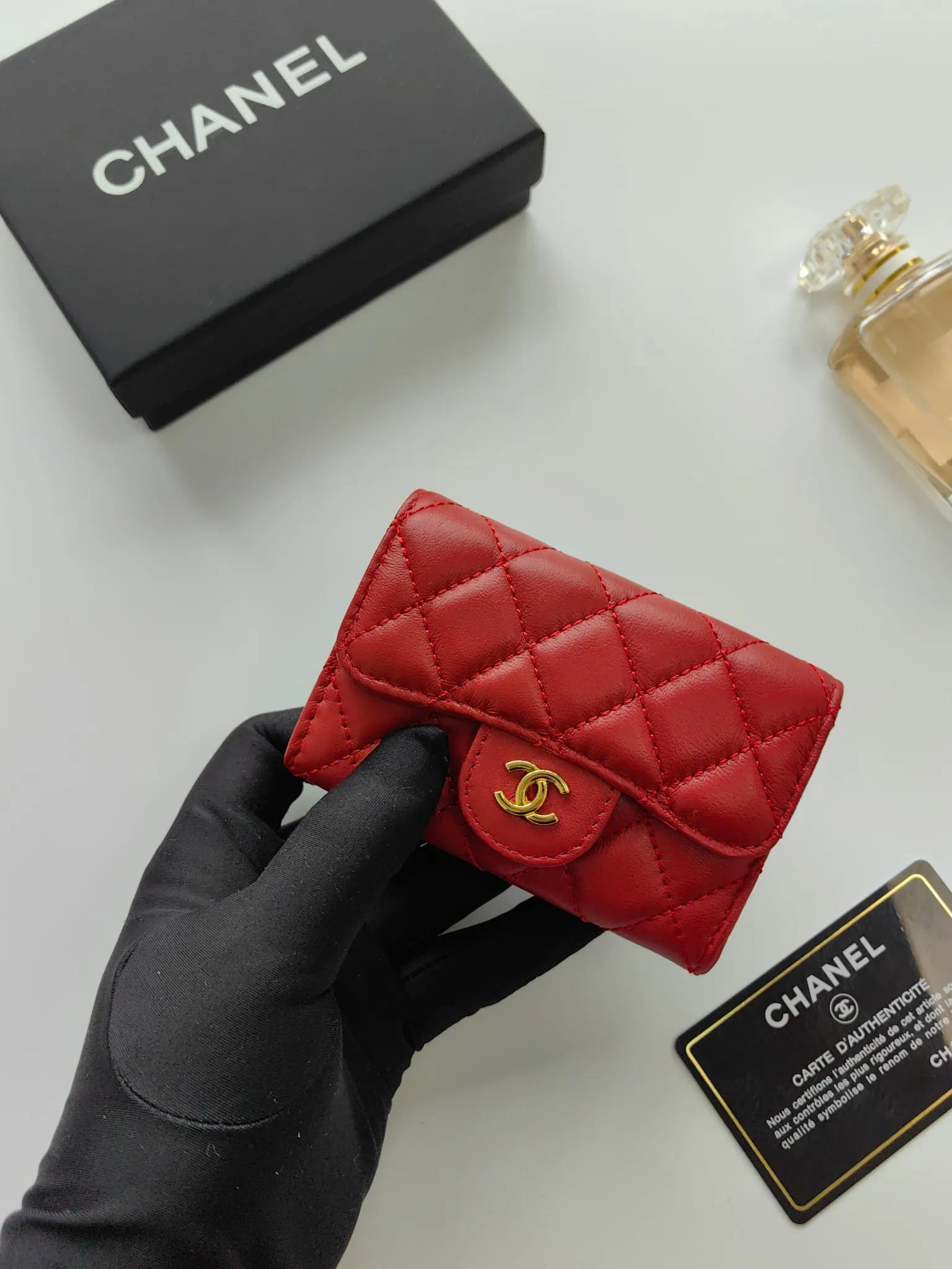 ￥130 CHANEL Chanel classic flap card holder. Imported sheepskin and caviar cowhide, card holder and coin purse integrated, with slip pocket on the back, model number: AP448, size: 7.5 × 11.3 × 2.1 cm
