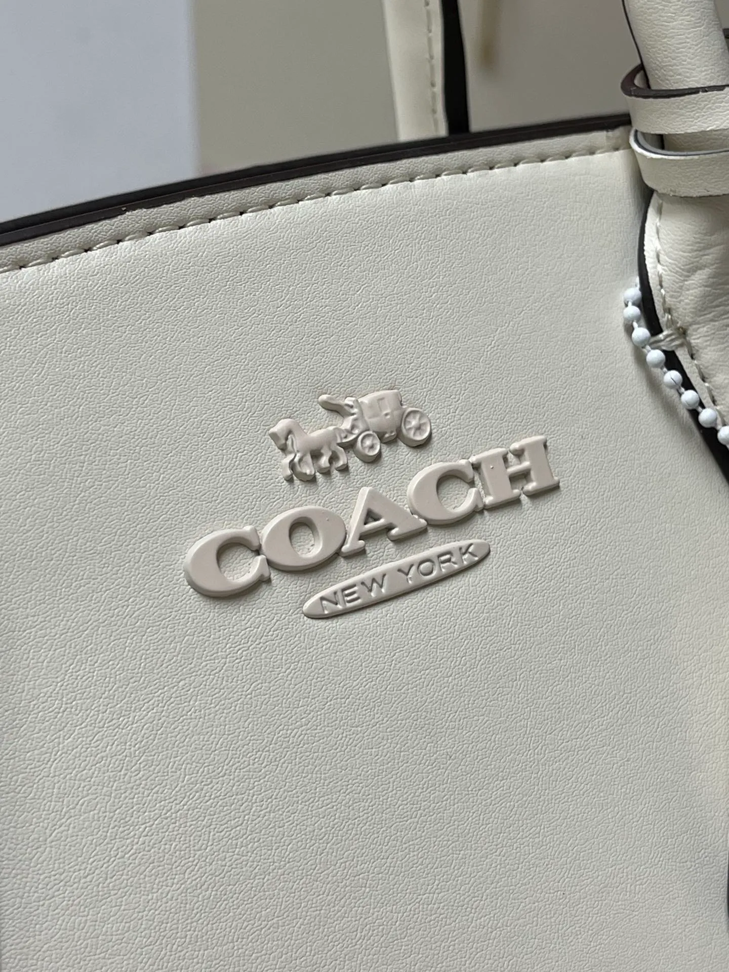 Top original order p440💰COACH/Coach new model CP262 January new Andrea Diana bag Autumn and winter versatile bag Classic color matching, versatile style, timeless Diana bag, can be easily used and matched as a hand-held crossbody. The zipper design protects items from falling out. It is not too large but has a pleasant capacity, which is sufficient and easy to carry. Size 22X16.5X11.5