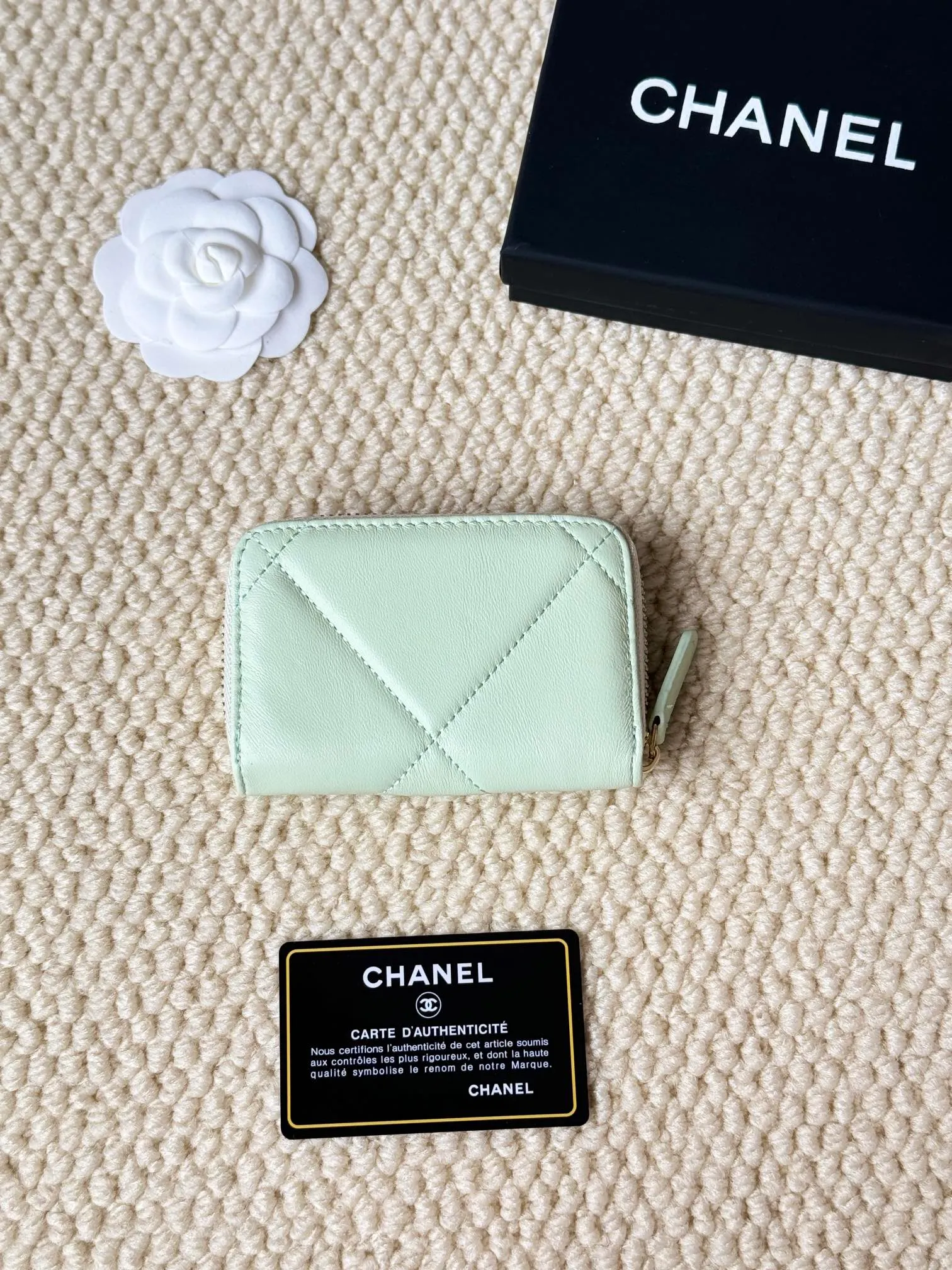 💰130Chanel card holder❤Coin purse️❤️Full leather inside and outside. Counter style. Impeccable workmanship details. Adhere to high quality. Style number: P1920 Size: 11.5x8cm