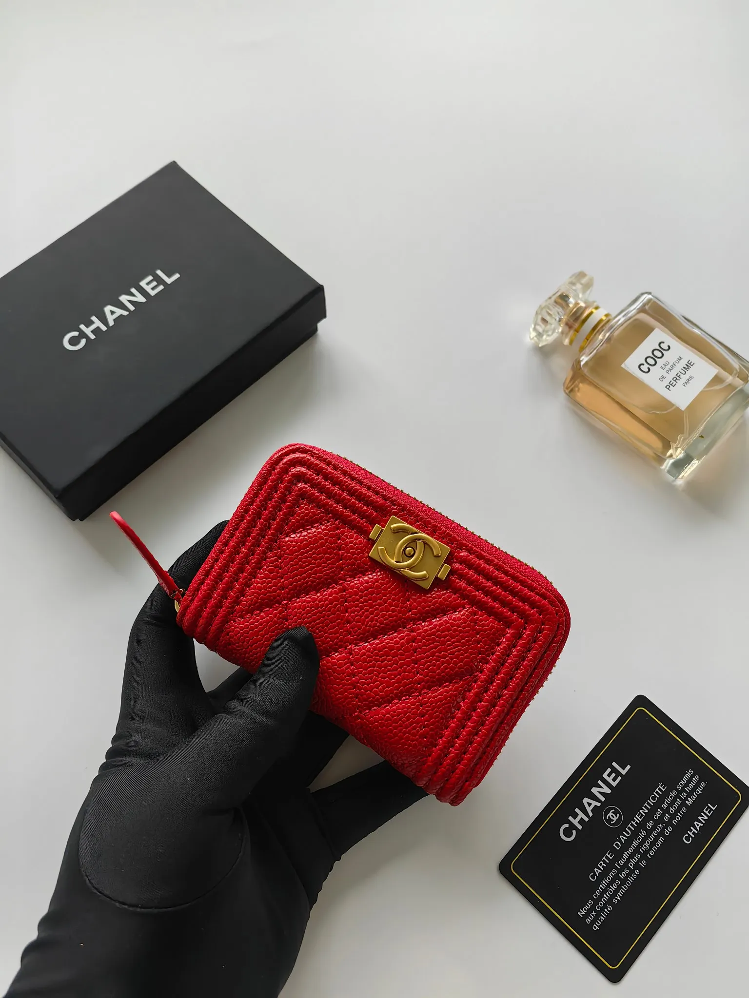 ￥120 Chanel card holder❤Coin purse️❤️Full leather inside and outside. Counter style. Impeccable workmanship details. Adhere to high quality. Style number: A84433 Size: 11.5x8cm