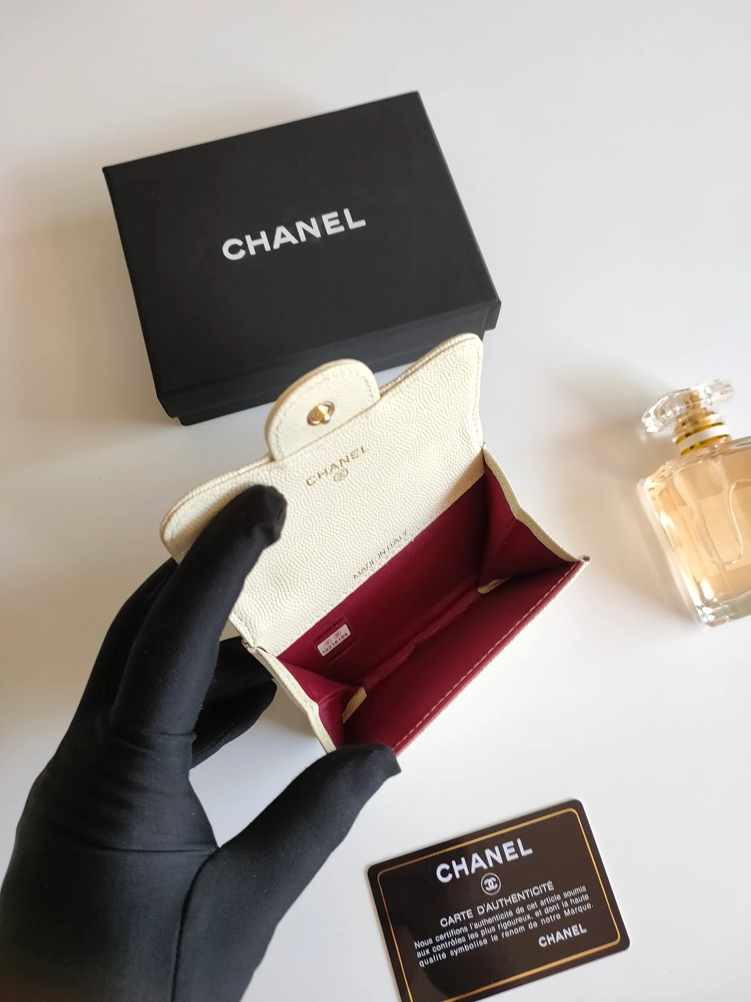 ￥110 CHANEL Chanel classic flap card holder. Imported sheepskin and caviar cowhide, card holder and coin purse integrated, with slip pocket on the back, model number: AP448, size: 7.5 × 11.3 × 2.1 cm