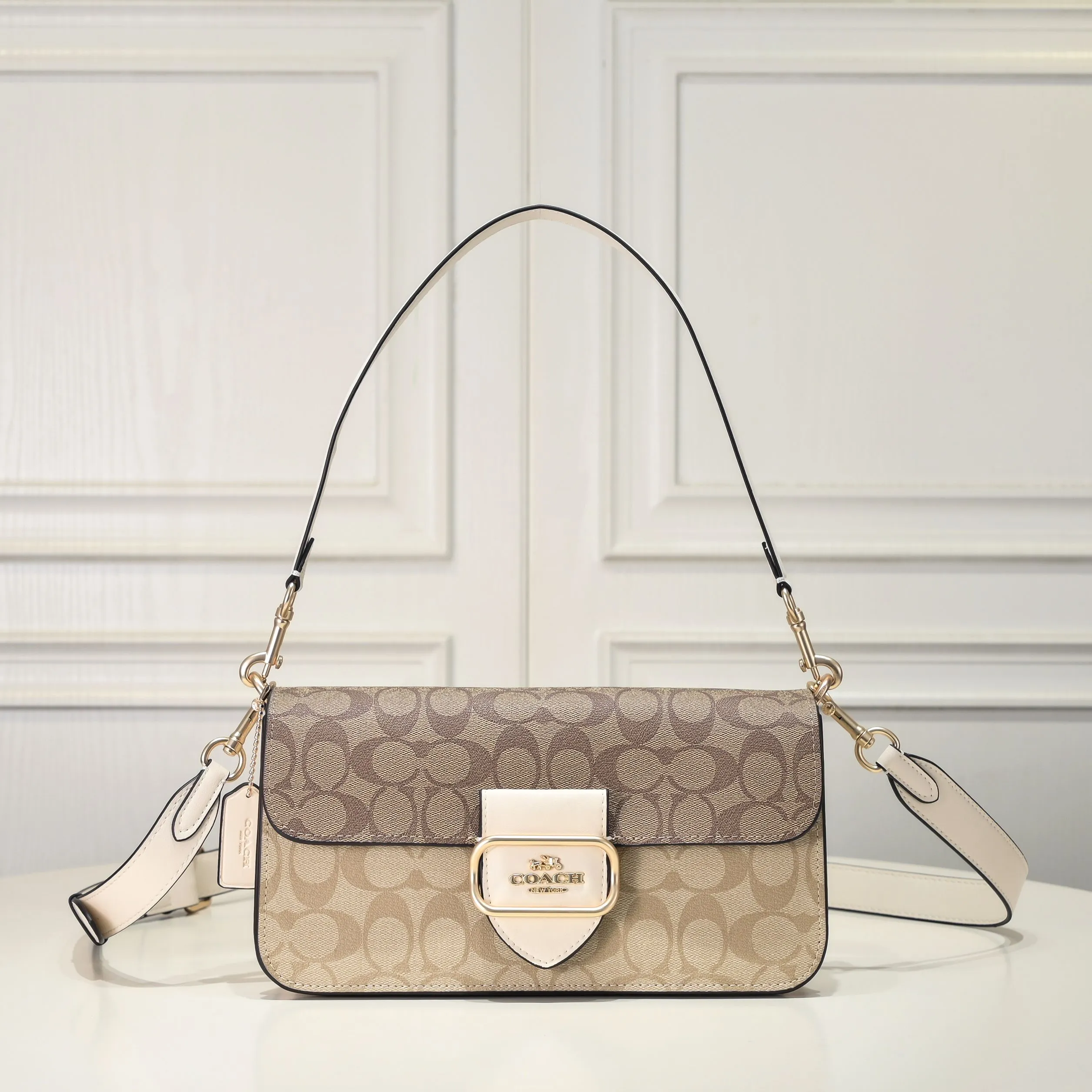 P440 [Top original order] New COACH MORGAN classic one-shoulder cross-body armpit bag CH506 milk tea splicing design ~ two different shades of presbyopic fabrics, exquisite and layered, elegant and generous ~ visually very harmonious and versatile! Size:26.5*6.5*14cm