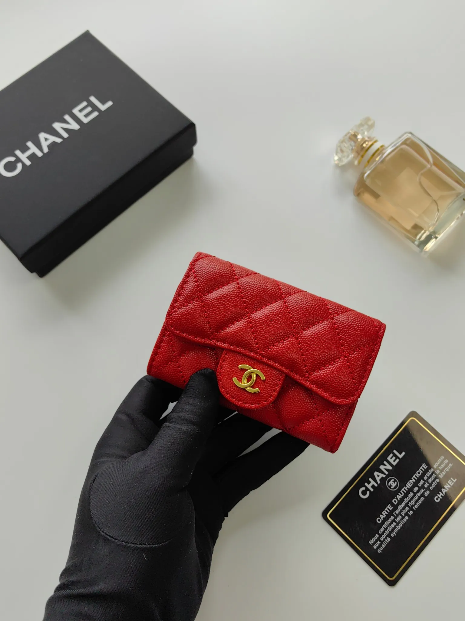 ￥130 CHANEL Chanel classic flap card holder. Imported sheepskin and caviar cowhide, card holder and coin purse integrated, with slip pocket on the back, model number: AP448, size: 7.5 × 11.3 × 2.1 cm