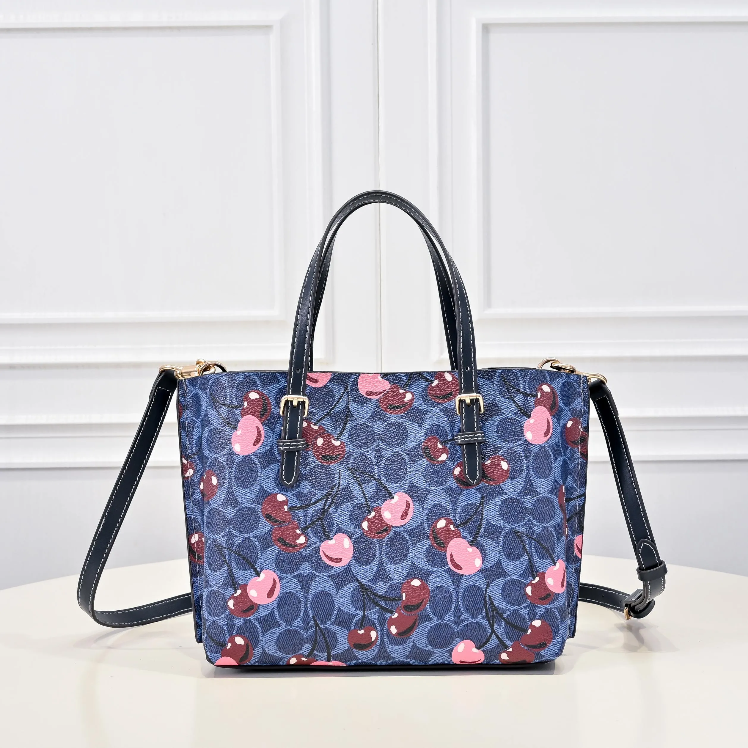 P340 [Top original order] Style number: CZ772 Size: 25*19*12cm