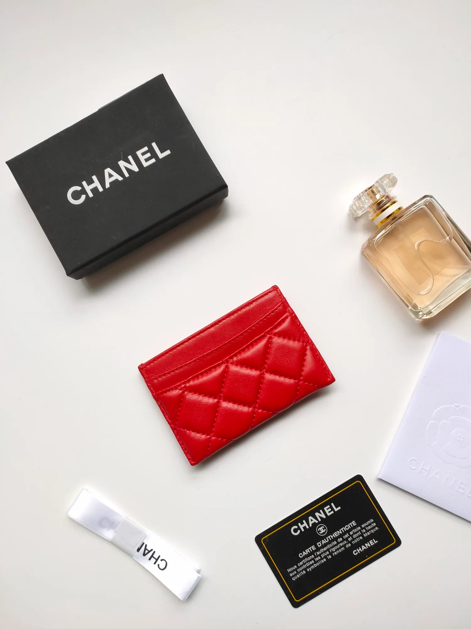 💰90 CHANEL Chanel counter card holder👍Model number: AP446 Size: 7.5×11.2×0.5cm Sheepskin inside and outside😍😍Fine workmanship High-end quality [Rose] Complete accessories