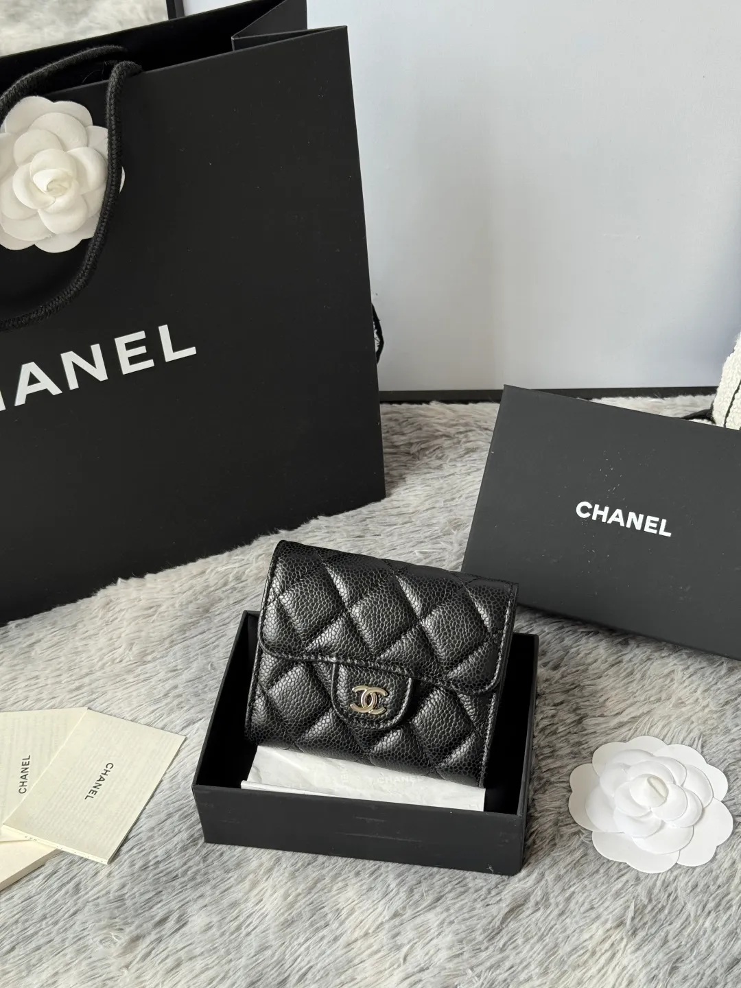 💰360💰Upgraded version of CHANEL. Classic cf card holder 💦Model No. A31504 Top-grade leather hardware, rhombus pattern. Original quality! The details are so beautiful and the complete package! Size 8.5*12.5*2.5 color as shown in the picture