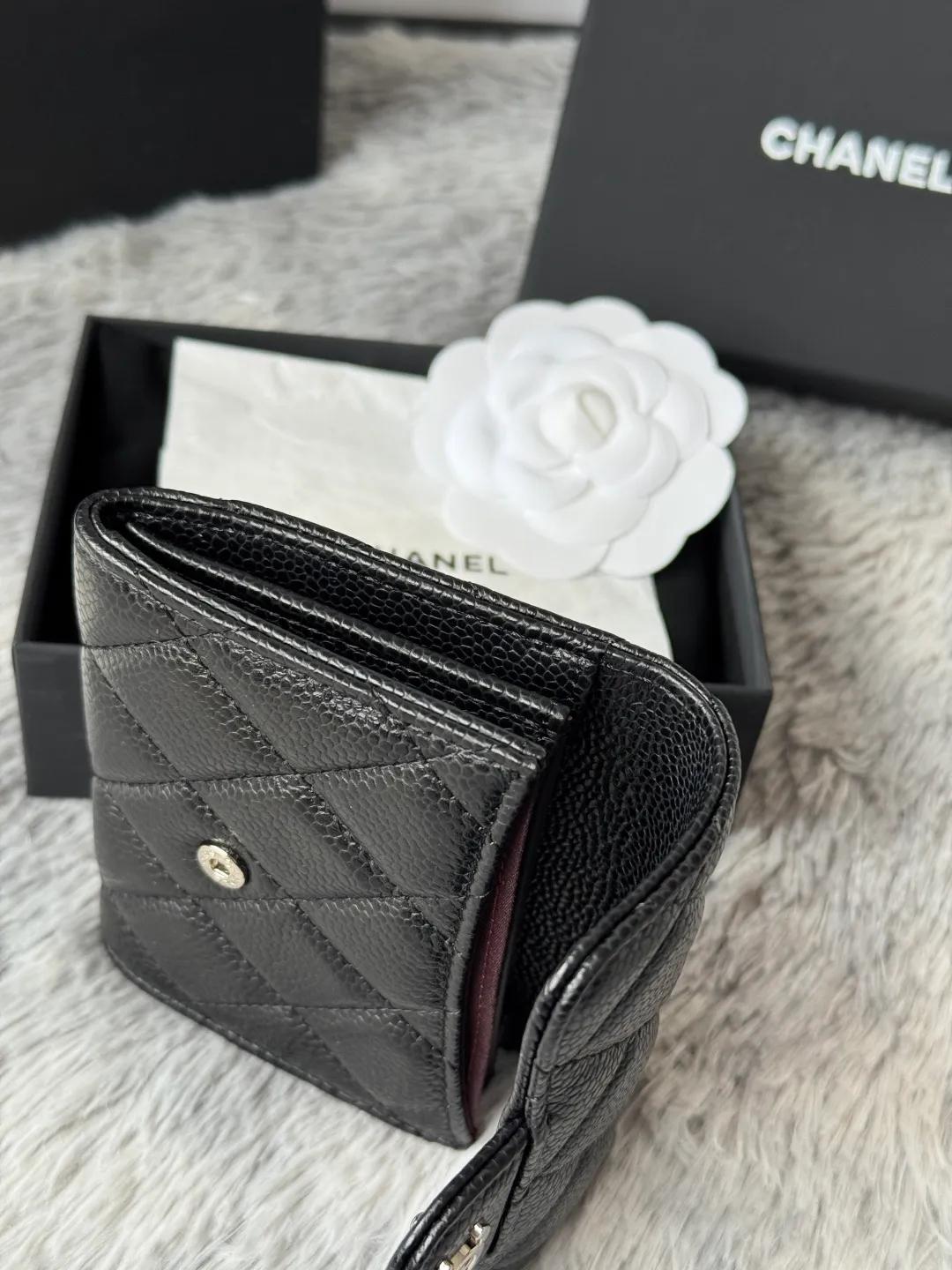💰360💰Upgraded version of CHANEL. Classic cf card holder 💦Model No. A31504 Top-grade leather hardware, rhombus pattern. Original quality! The details are so beautiful and the complete package! Size 8.5*12.5*2.5 color as shown in the picture