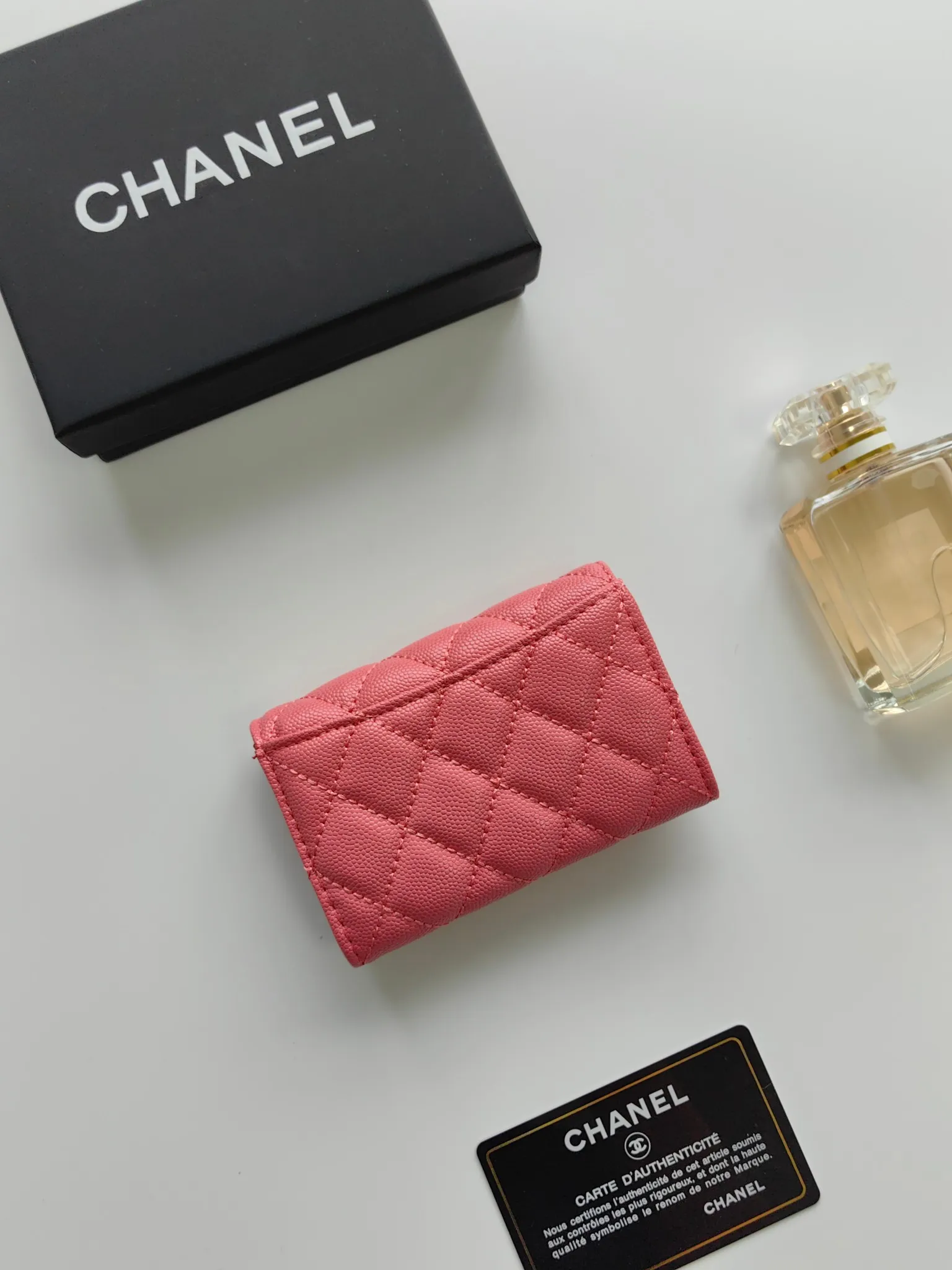 ￥110 CHANEL Chanel classic flap card holder. Imported sheepskin and caviar cowhide, card holder and coin purse integrated, with slip pocket on the back, model number: AP448, size: 7.5 × 11.3 × 2.1 cm