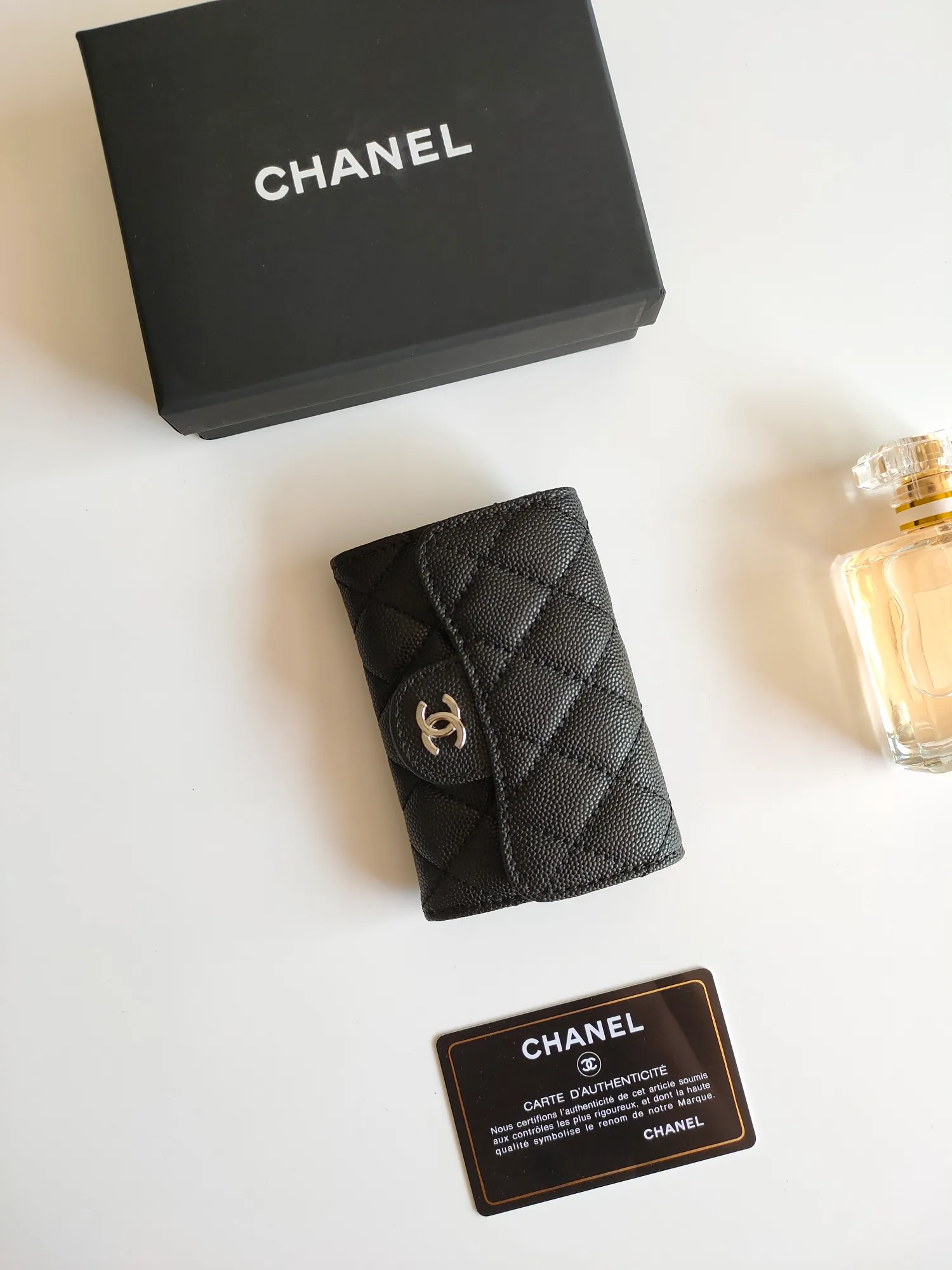 ￥130 CHANEL Chanel classic flap card holder. Imported sheepskin and caviar cowhide, card holder and coin purse integrated, with slip pocket on the back, model number: AP448, size: 7.5 × 11.3 × 2.1 cm