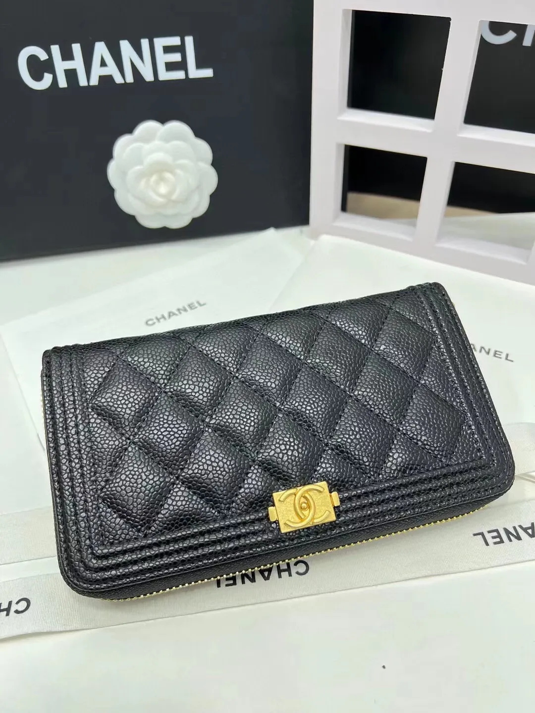 Upgraded version💋leboy series small grain ball grain cowhide vs sheepskin🍃gold and silver buckle.Chanel 🆕new color snap button 20% off long wallet, [satisfied][satisfied] original order quality exquisite lock buckle, exquisite stitching workmanship 8 card slots with the latest packaging 80286🍃Size: 19cm💰180