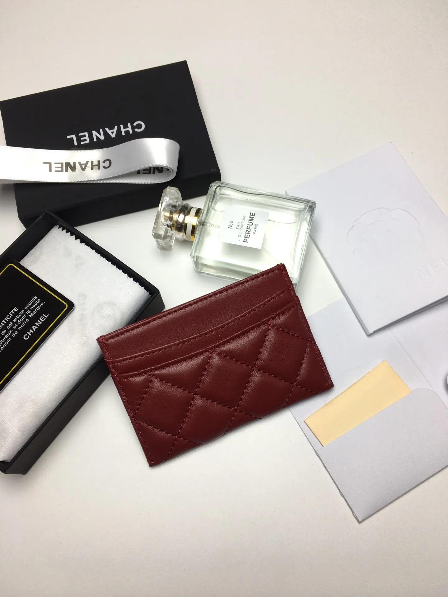 💰90 CHANEL Chanel counter card holder👍Model number: AP446 Size: 7.5×11.2×0.5cm Full sheepskin inside and outside + silver hardware😍😍Fine workmanship High-end quality [Rose] Complete accessories