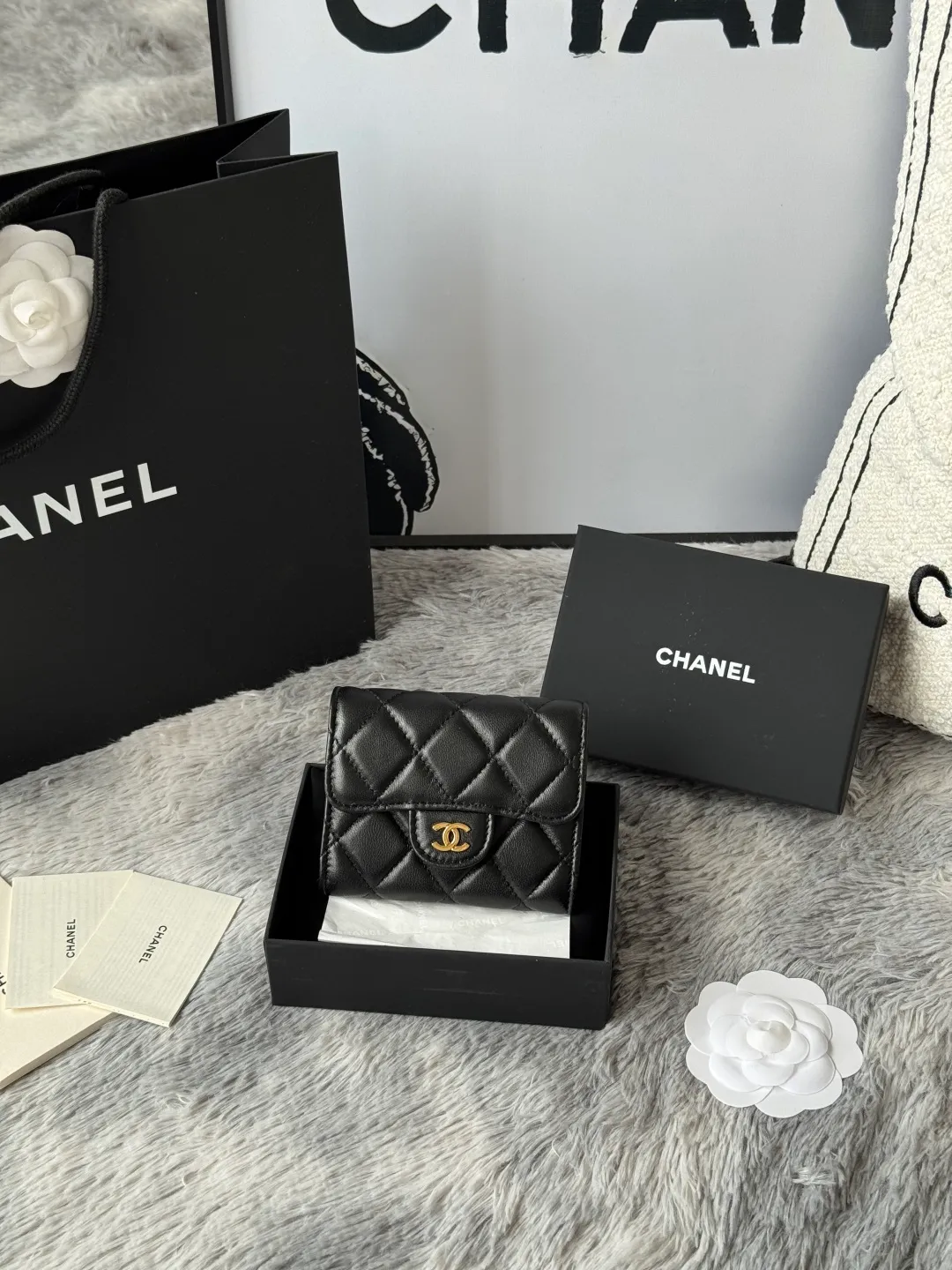 💰360💰Upgraded version of CHANEL. Classic cf card holder 💦Model No. A31504 Top-grade leather hardware, rhombus pattern. Original quality! The details are so beautiful and the complete package! Size 8.5*12.5*2.5 color as shown in the picture