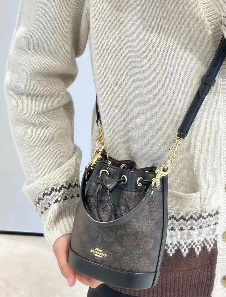 Style number: CW299 Size: 14*16.5*9cm