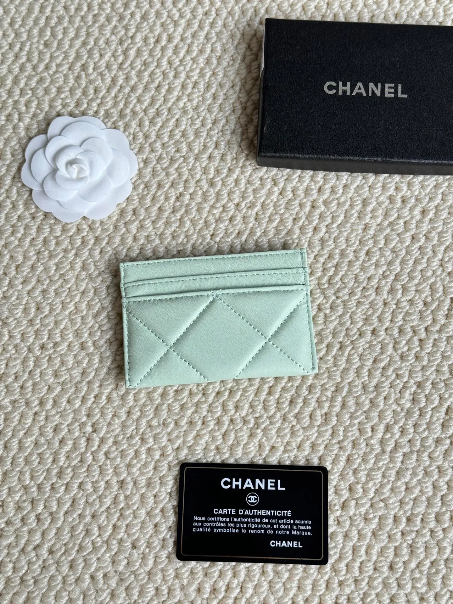 💰100 chanel classic sheepskin card bag Chanel counter new card holder👍 Model number: AP2364 Size: 7.5 × 11.2 × 0.5 cm 😍😍Fine workmanship and high-end quality