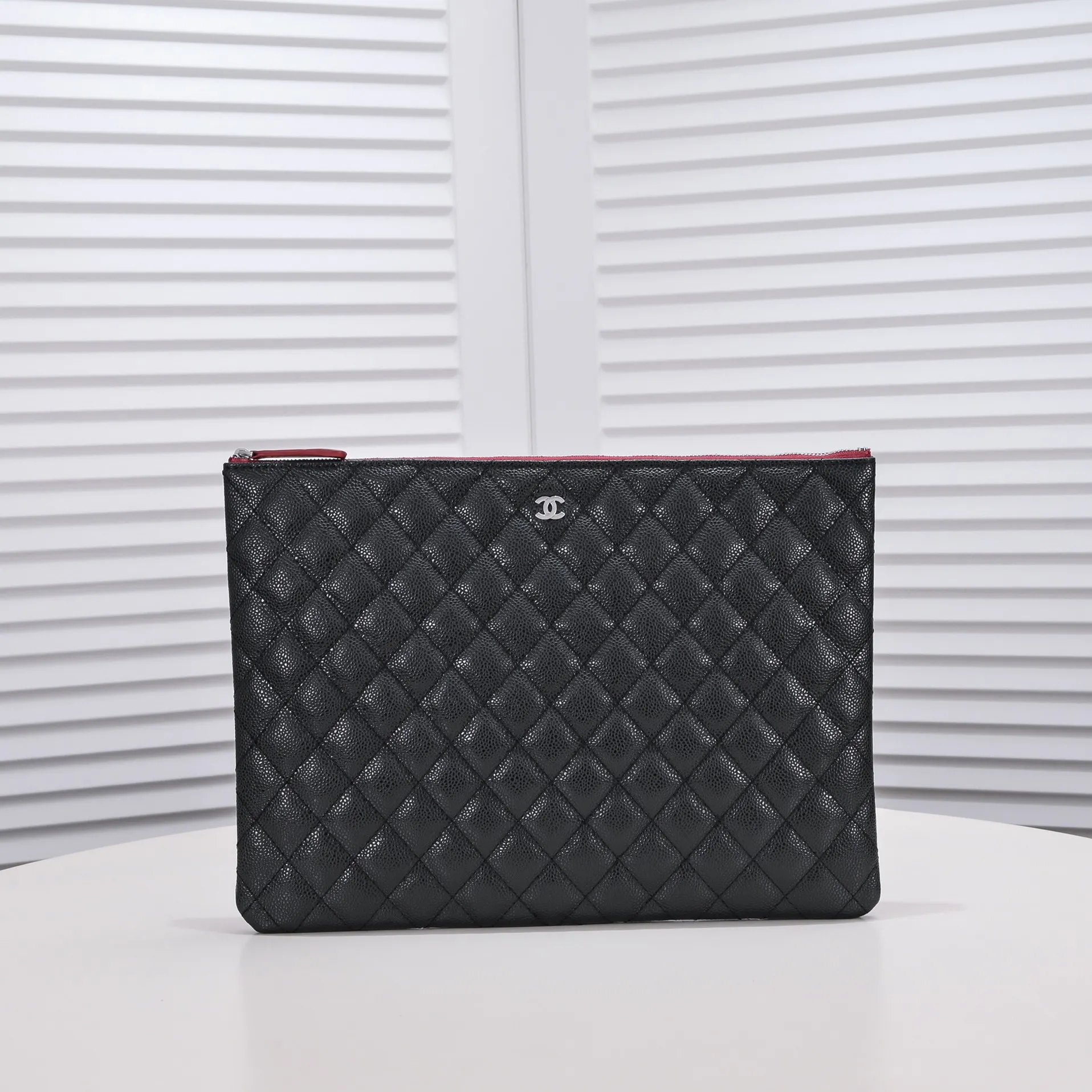 💰340￥Silver buckle with box Chanel/Chanel🔥 ⚡⚡The latest cowhide caviar rhombus handbag from the official website👏👏more fashionable and trendy📢 📢It looks more noble and generous when you get it💗💗Synchronized with all major counters🎀🎀Size: 34*24cm Style number: 80573