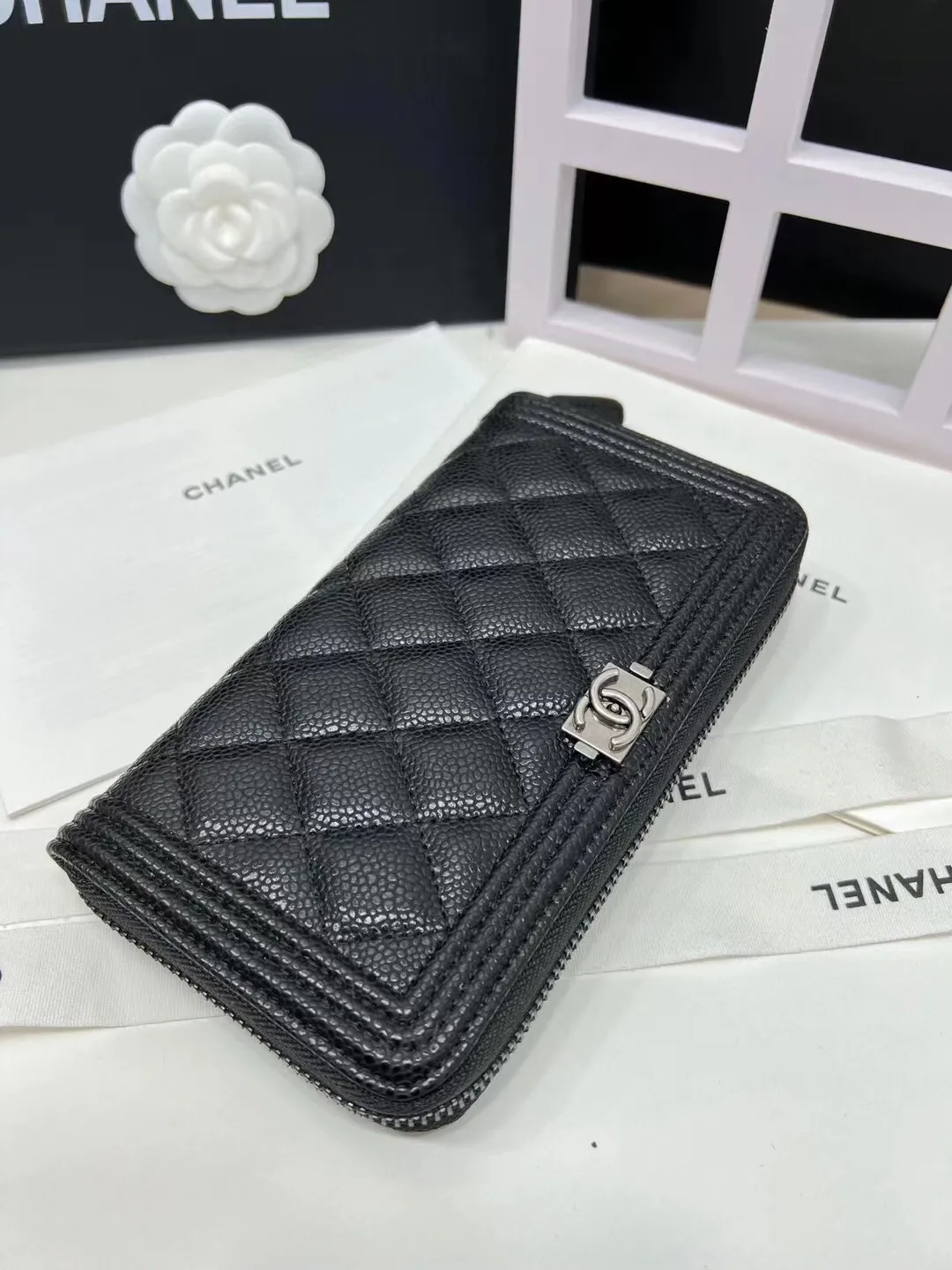 Upgraded version💋leboy series small grain ball grain cowhide vs sheepskin🍃gold and silver buckle.Chanel 🆕new color snap button 20% off long wallet, [satisfied][satisfied] original order quality exquisite lock buckle, exquisite stitching workmanship 8 card slots with the latest packaging 80286🍃Size: 19cm💰180