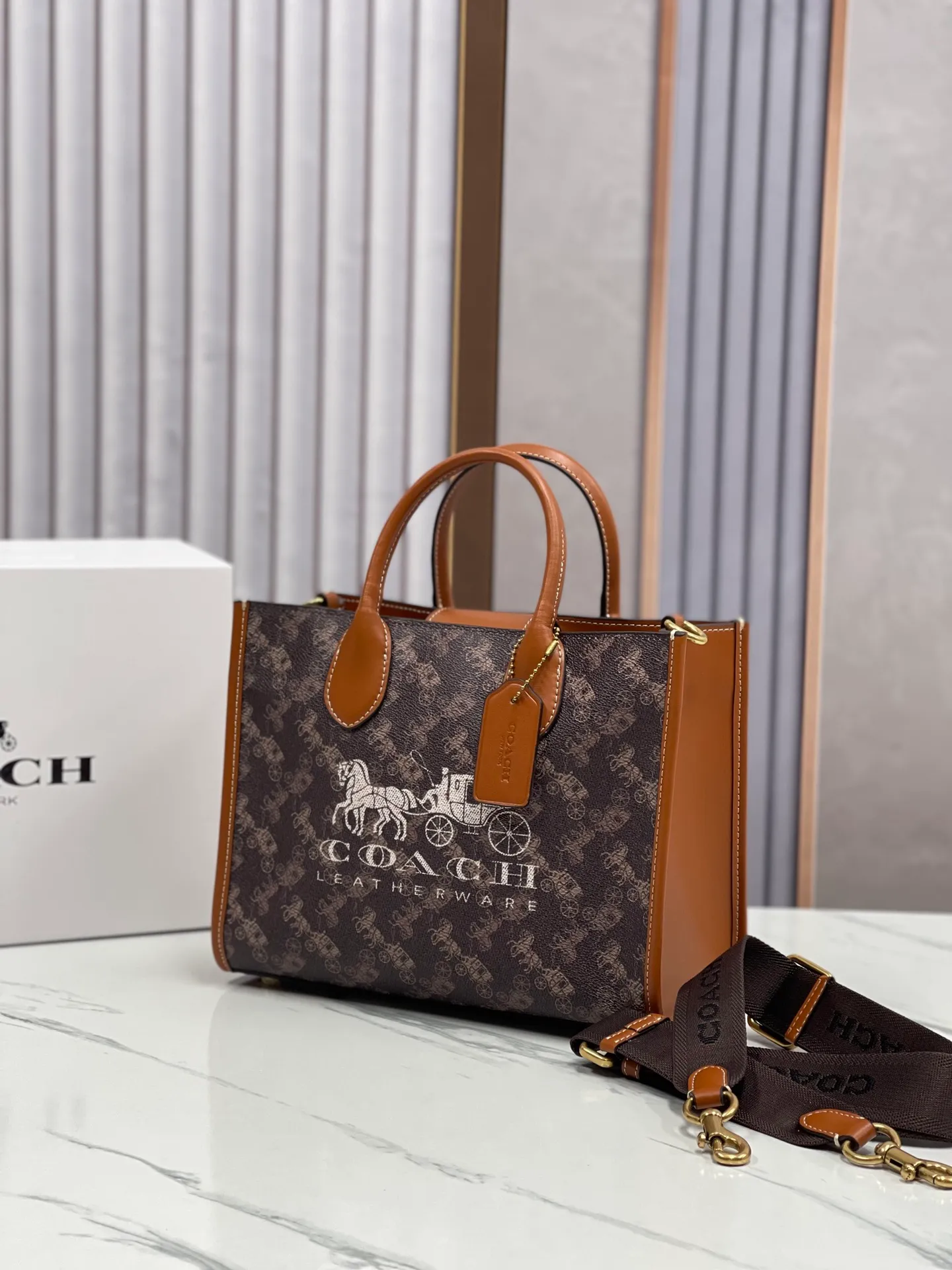 Top original order p460💰coach/Coach new model CR680 counter new ACE carriage pattern women's tote bag single shoulder crossbody handheld tote bag double shoulder strap design size: 26X20.5X12