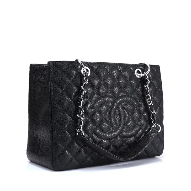 💰480￥Chanel👄👄gst Chanel Hampus Shopping Bag Original cowhide leather ball pattern imported from France👍👍Top-grade original hardware 💃💃Don’t pick anyone, anyone can carry it with style 💄💄It’s stylish when you carry it on your back Dimensions: 34.5x25.5x14 Style No.: 50995