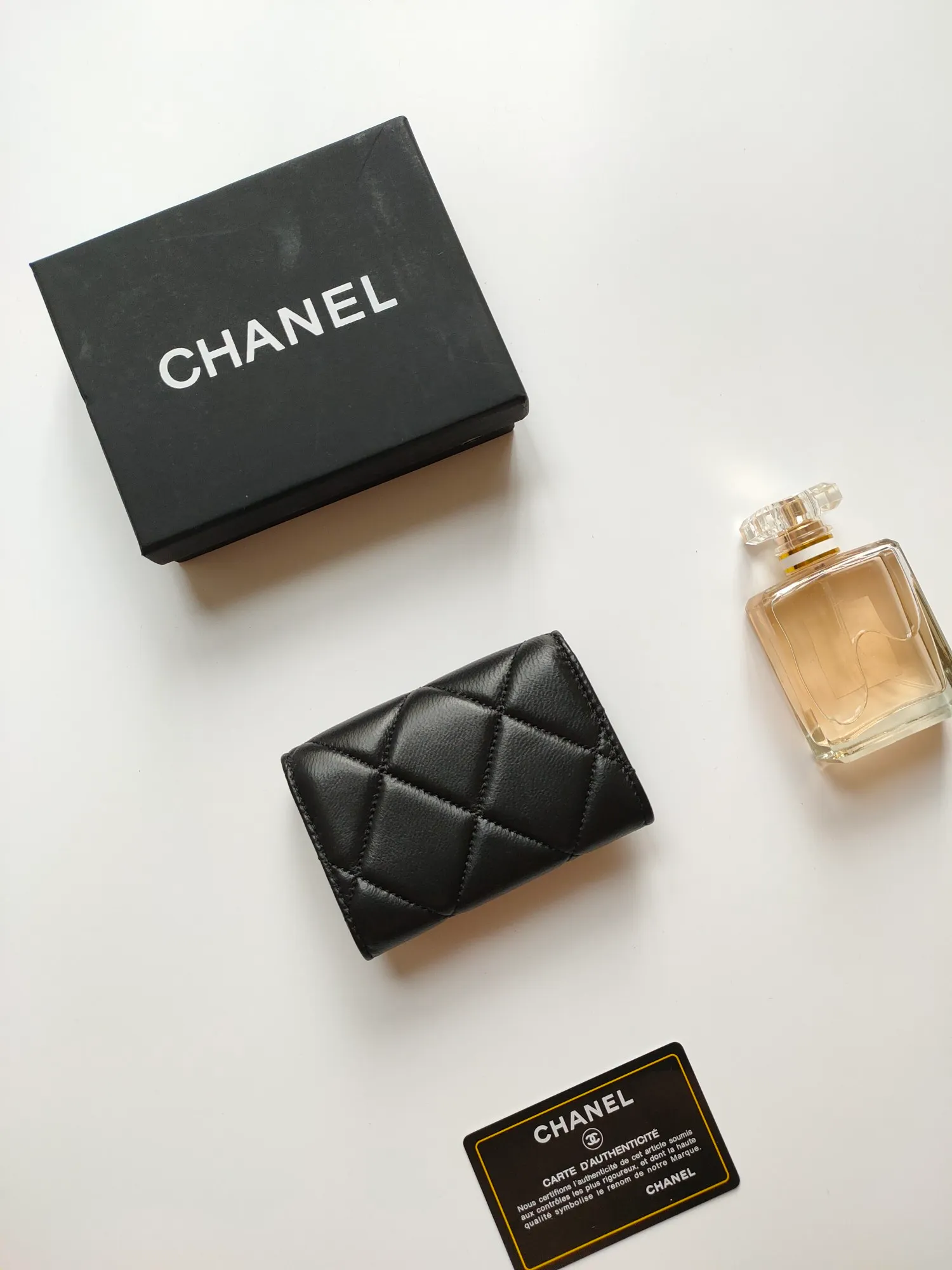 💰140💰CHANEL New Flap Coin Purse [Color][Color][Color] This year’s latest logo is matched with a large rhombus, using imported lambskin and retro hardware...❤️This card holder has a large capacity. It can hold about 1,000 yuan at a 20% discount of 100 yuan, and it can also hold 2.3 cards. ❤️❤️❤️It is very practical! Model number AP3600 size 11*8.5*3cm