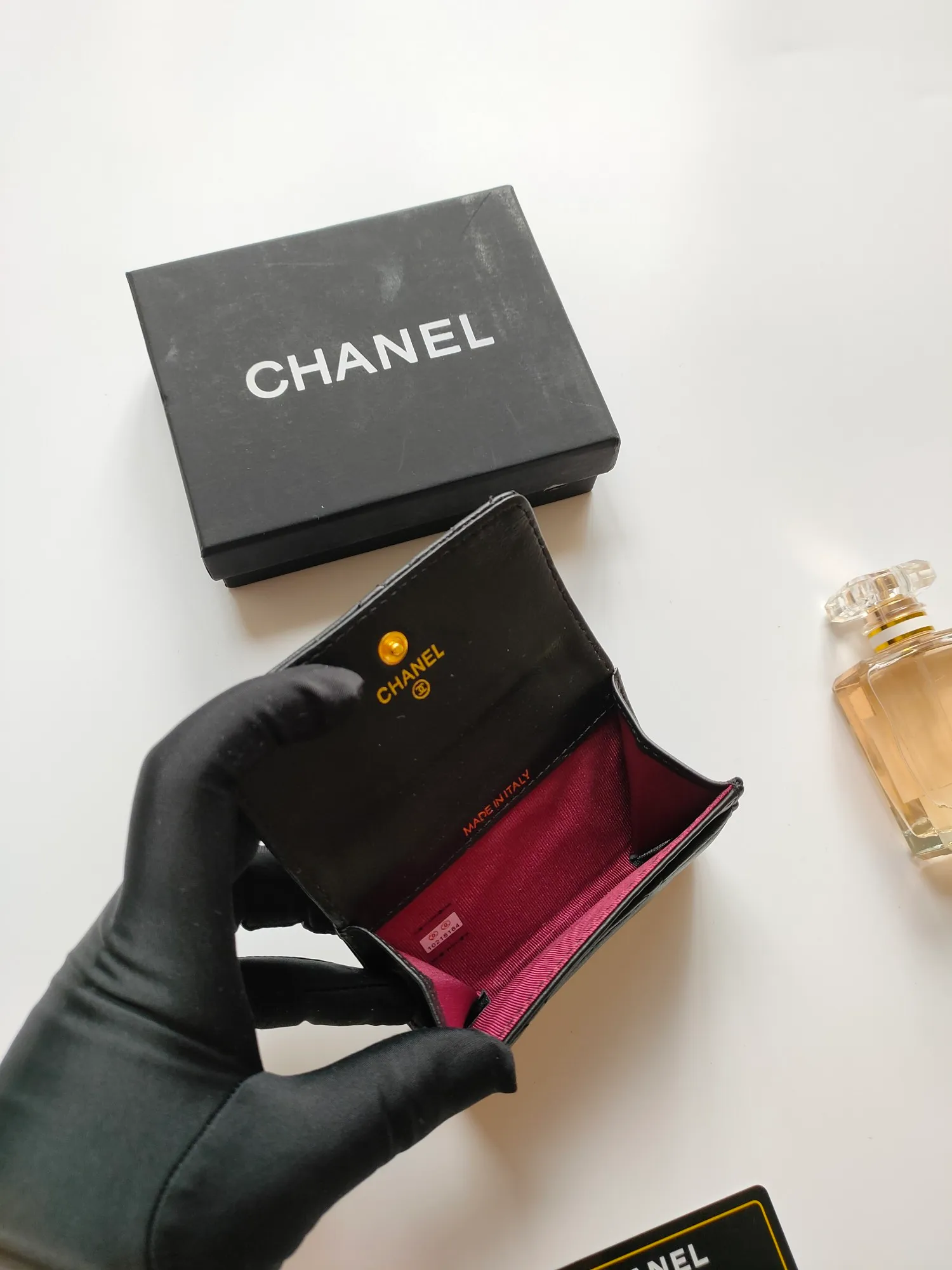 💰140💰CHANEL New Flap Coin Purse [Color][Color][Color] This year’s latest logo is matched with a large rhombus, using imported lambskin and retro hardware...❤️This card holder has a large capacity. It can hold about 1,000 yuan at a 20% discount of 100 yuan, and it can also hold 2.3 cards. ❤️❤️❤️It is very practical! Model number AP3600 size 11*8.5*3cm