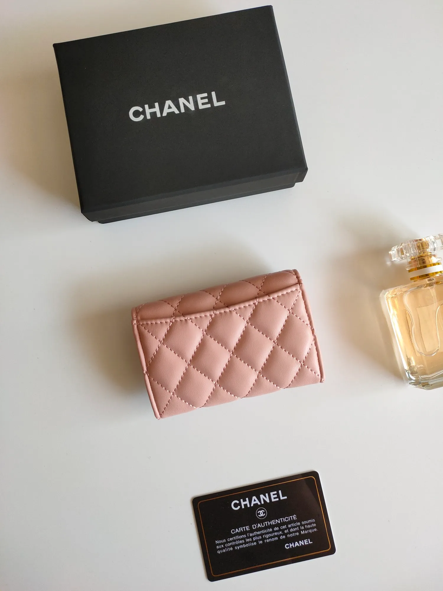 ￥110 CHANEL Chanel classic flap card holder. Imported sheepskin and caviar cowhide, card holder and coin purse integrated, with slip pocket on the back, model number: AP448, size: 7.5 × 11.3 × 2.1 cm