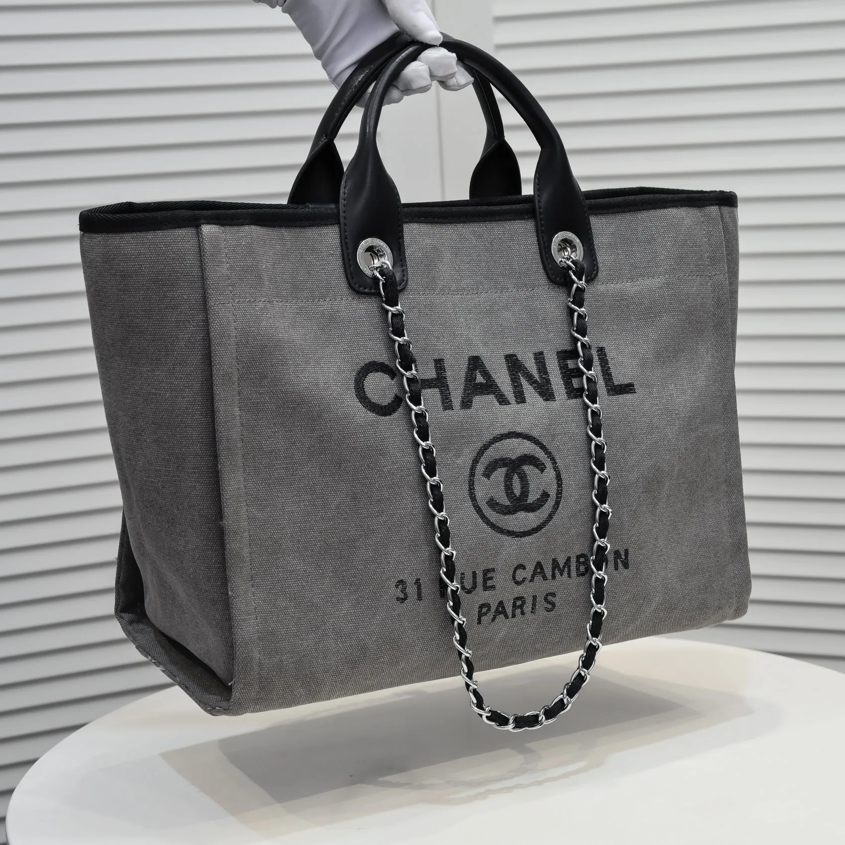 💰400￥Chanel👍🏻Original single fabric, soft and comfortable, high quality, Greek series, latest color handle canvas beach bag, hand shopping bag, new silk thread embroidery logo, size: 38.30.18, style number: 67178-4
