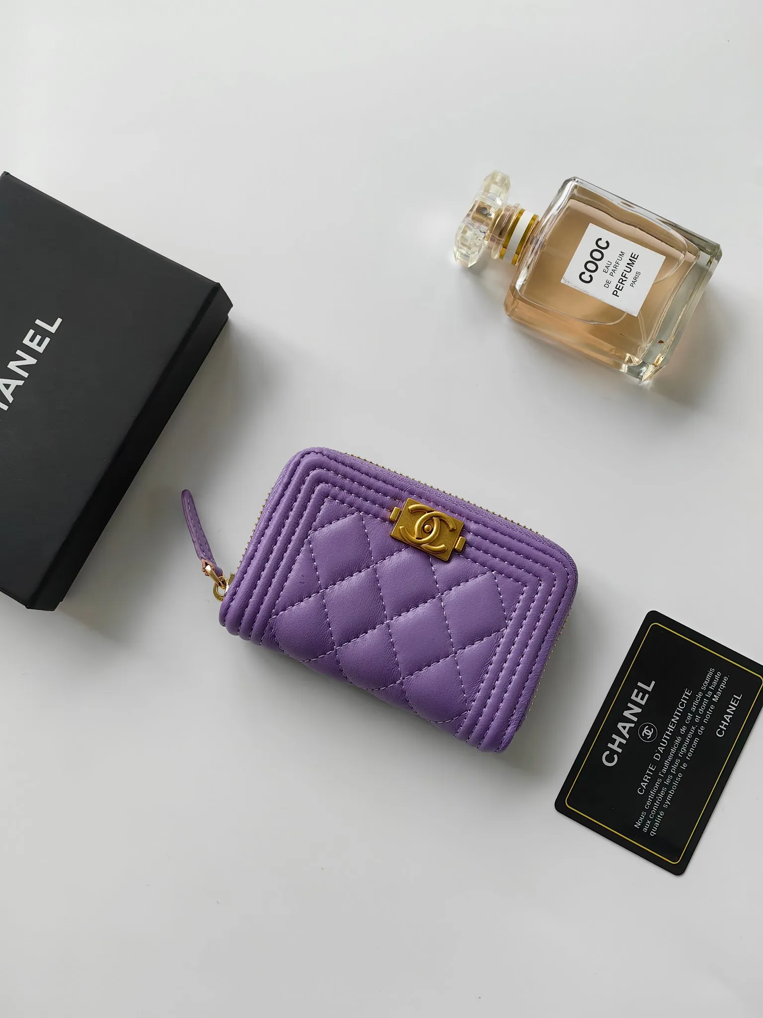 ￥140 Chanel card holder❤Coin purse️❤️Full leather inside and outside. Counter style. Impeccable workmanship details. Adhere to high quality. Style number: A84433 Size: 11.5x8cm