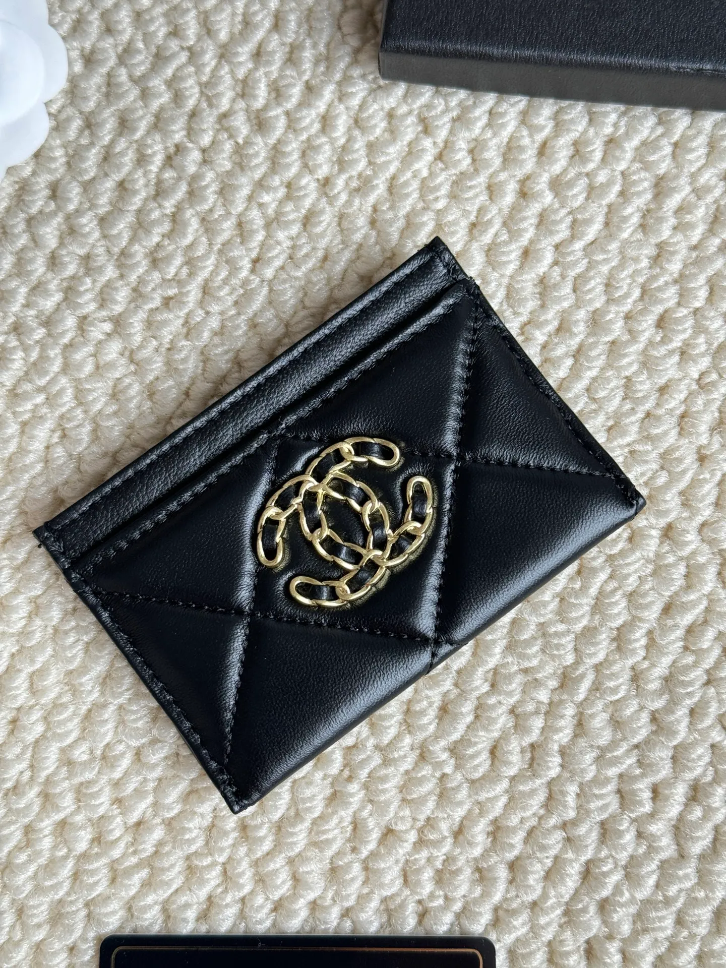 💰100 chanel classic sheepskin card bag Chanel counter new card holder👍 Model number: AP2364 Size: 7.5 × 11.2 × 0.5 cm 😍😍Fine workmanship and high-end quality