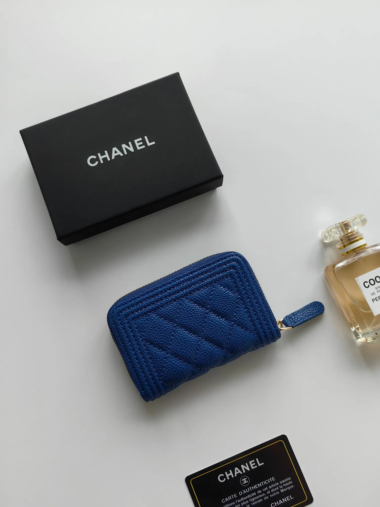 ￥140 Chanel card holder❤Coin purse️❤️Full leather inside and outside. Counter style. Impeccable workmanship details. Adhere to high quality. Style number: A84433 Size: 11.5x8cm