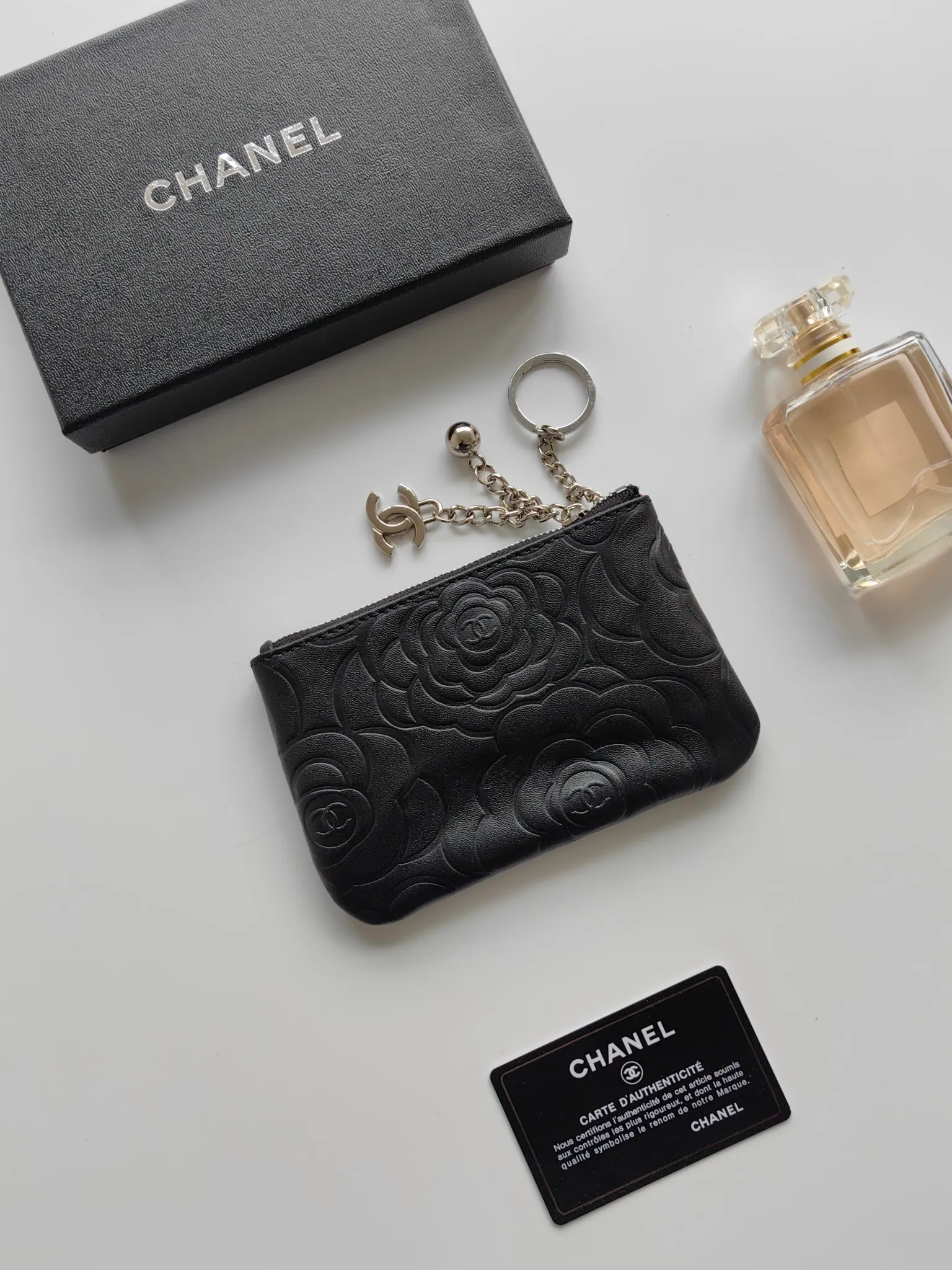 ￥120 CHANEL’s new pendant coin purse💦Model No. A50168 top-quality leather hardware, camellia pattern. Beautiful details, complete package! Size:14-10-1cm