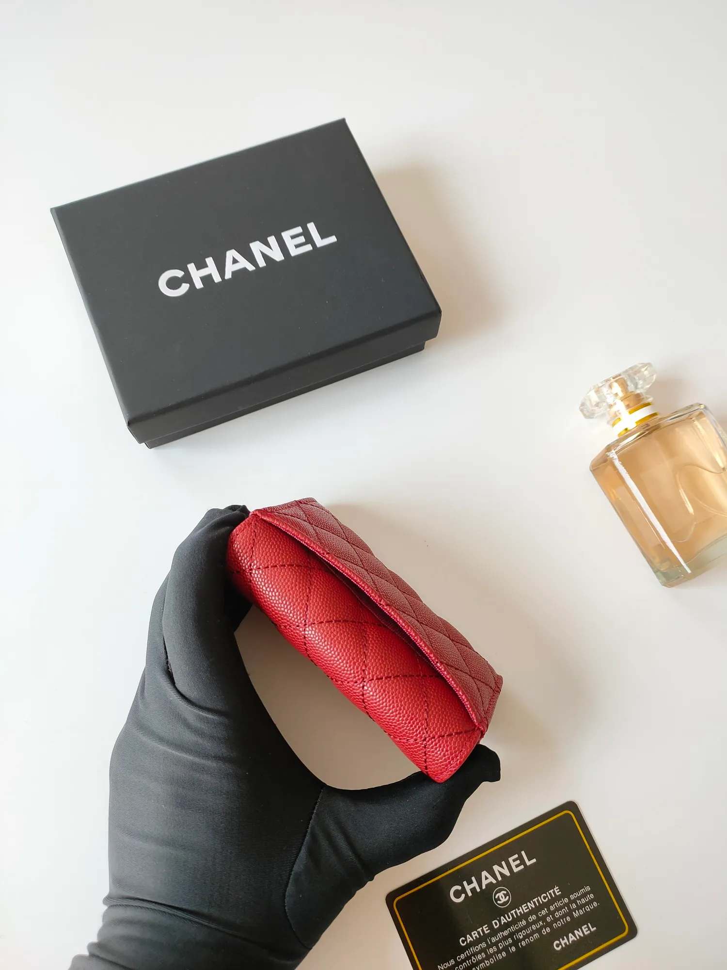 ￥110 CHANEL Chanel classic flap card holder. Imported sheepskin and caviar cowhide, card holder and coin purse integrated, with slip pocket on the back, model number: AP448, size: 7.5 × 11.3 × 2.1 cm