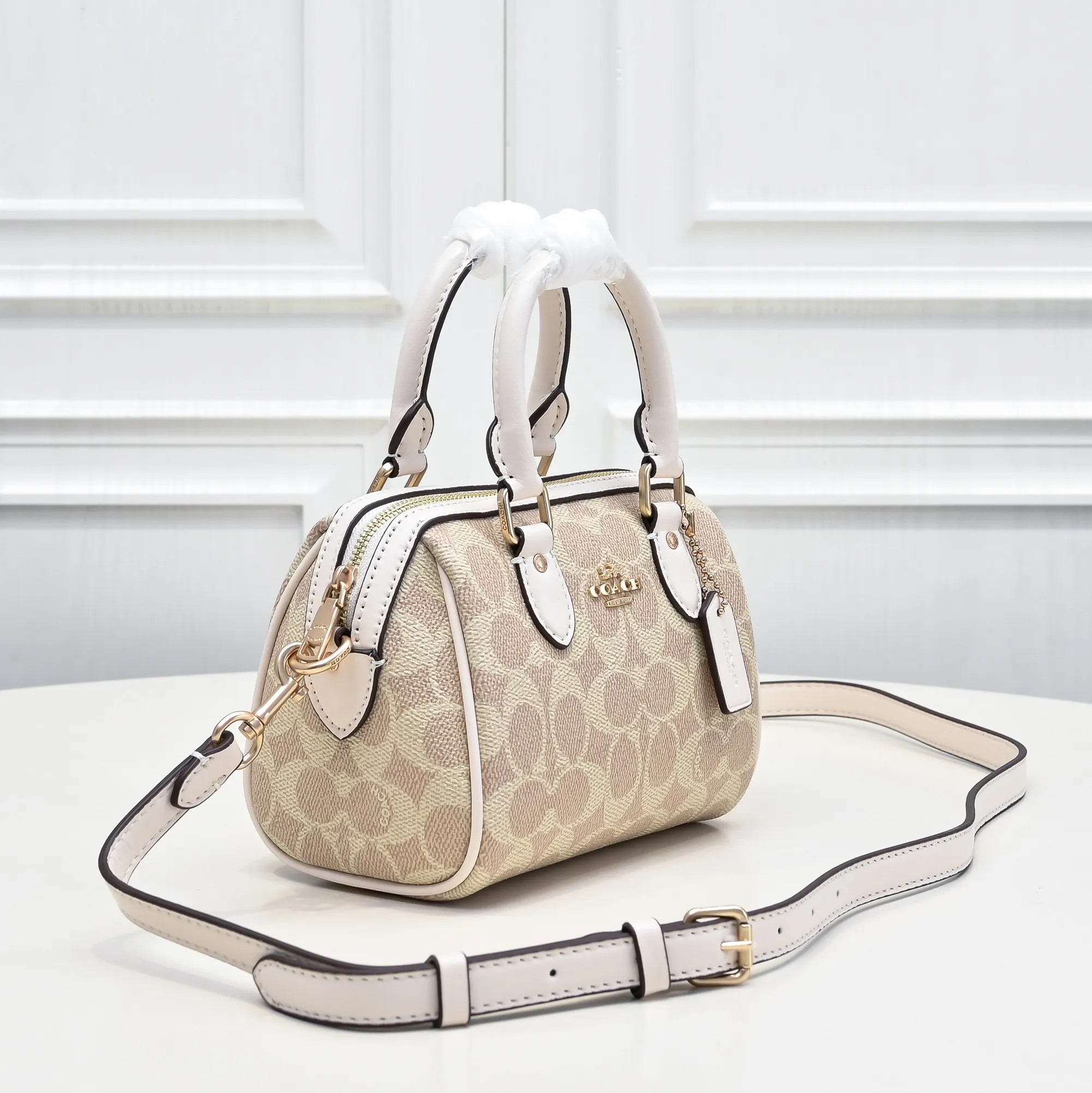Style number: CW330 Size: 17.5*12*10cm