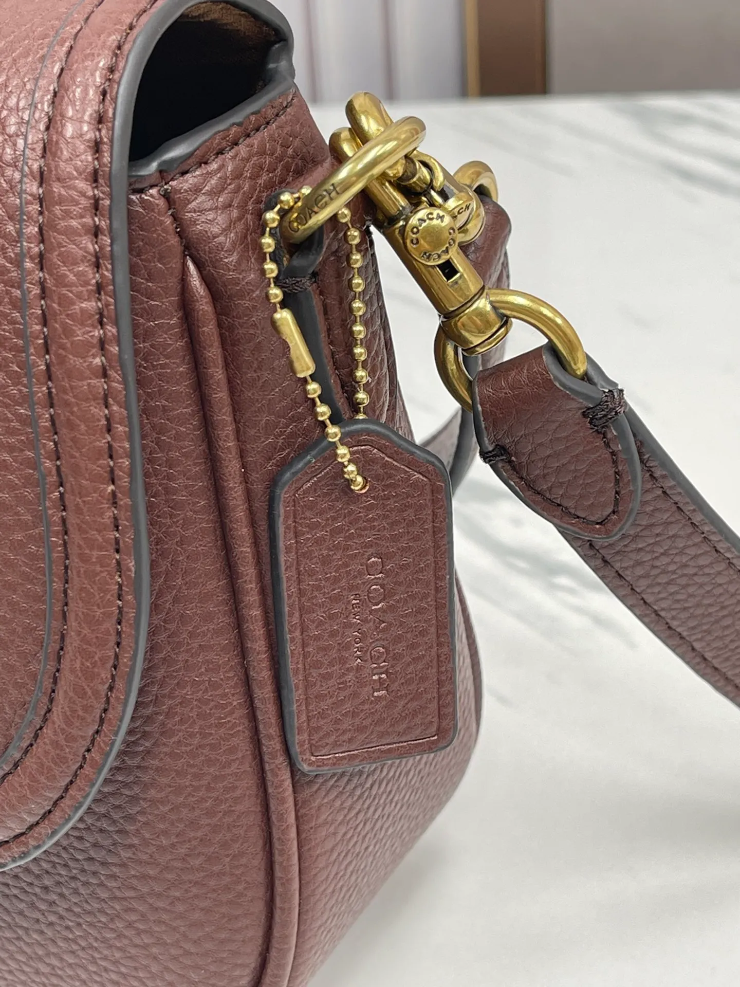 P460💰COACH/Coach new counter synchronization·new product women’s classic logo LEGACY shoulder bag presbyopia, model CU099, size 25.5*18.5*7