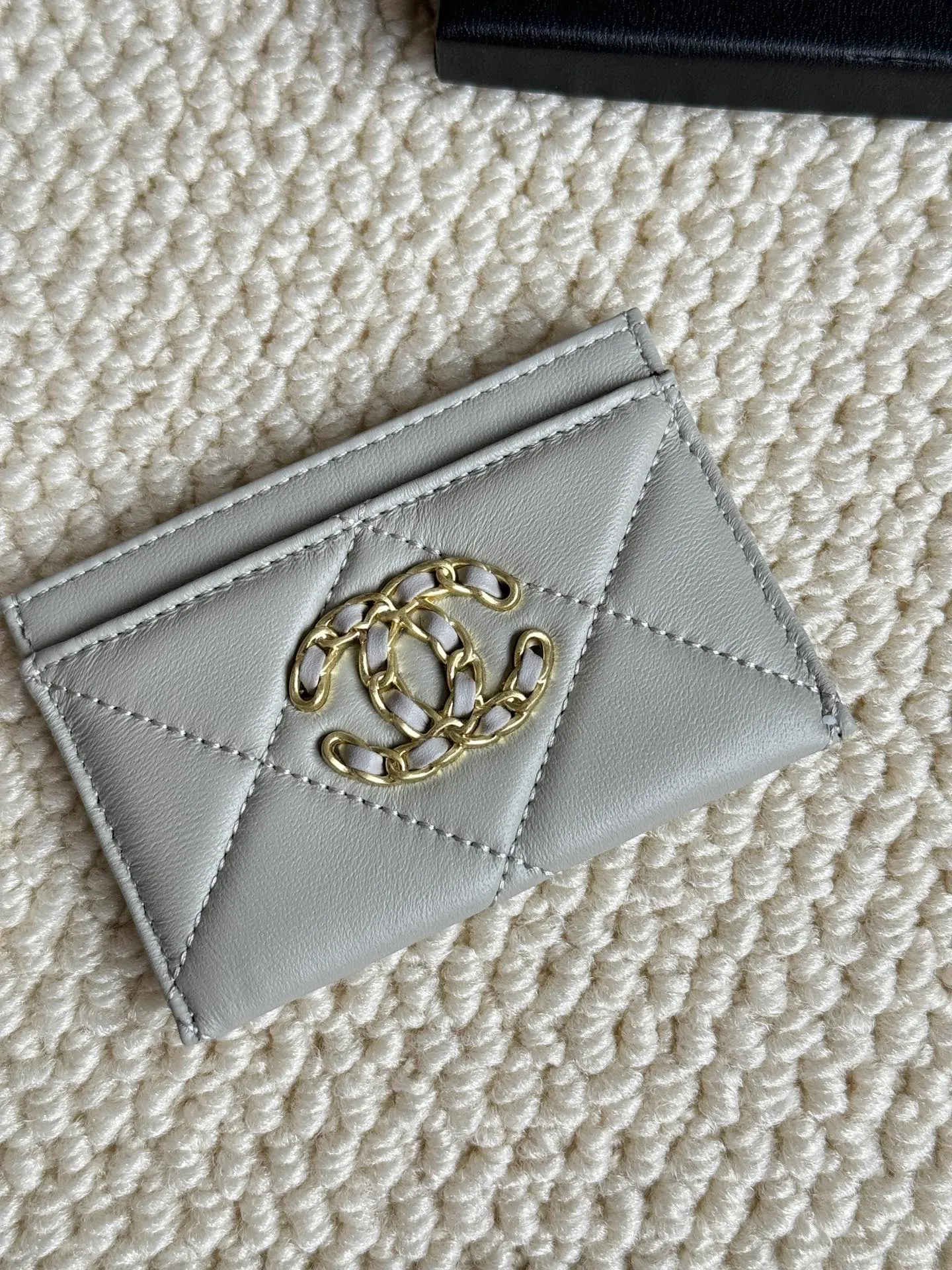 💰100 chanel classic sheepskin card bag Chanel counter new card holder👍 Model number: AP2364 Size: 7.5 × 11.2 × 0.5 cm 😍😍Fine workmanship and high-end quality