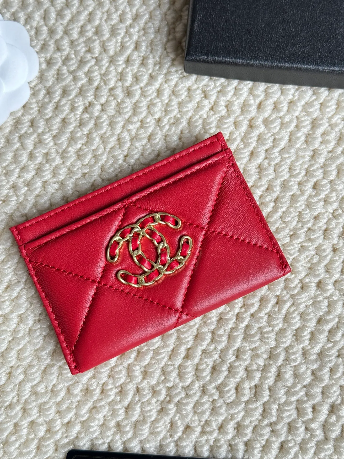 💰100 chanel classic sheepskin card bag Chanel counter new card holder👍 Model number: AP2364 Size: 7.5 × 11.2 × 0.5 cm 😍😍Fine workmanship and high-end quality