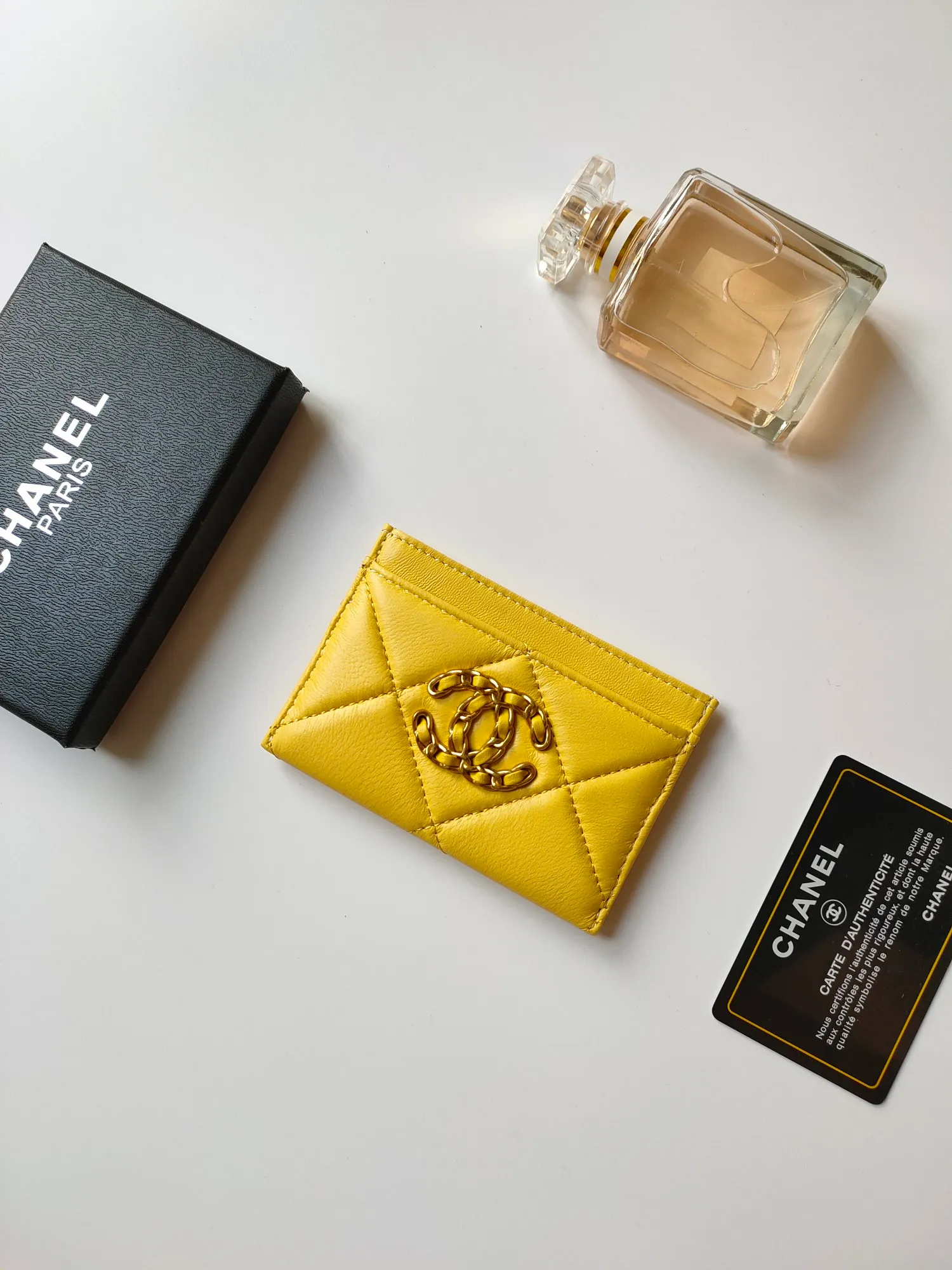 💰90 CHANEL Chanel counter new card holder👍Model number: AP2354 Size: 7.5 × 11.2 × 0.5 cm 😍😍Fine workmanship and high-end quality