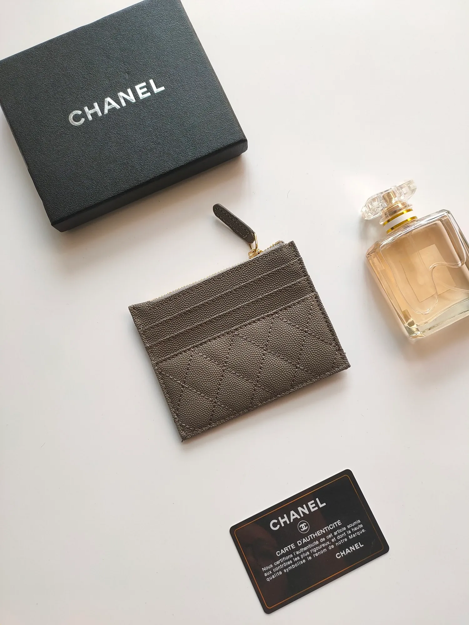 ￥110💰Chanel zipper card holder💦Model No. A84105 top leather hardware, exquisite details! Size:9x11.5cm