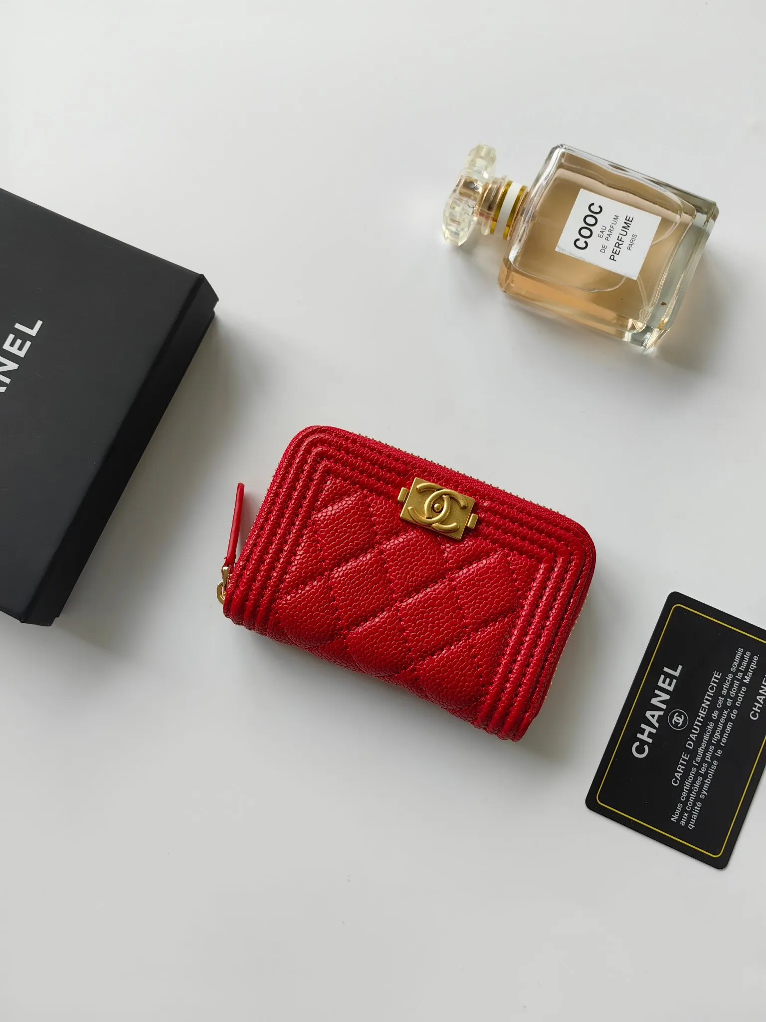 ￥140 Chanel card holder❤Coin purse️❤️Full leather inside and outside. Counter style. Impeccable workmanship details. Adhere to high quality. Style number: A84433 Size: 11.5x8cm