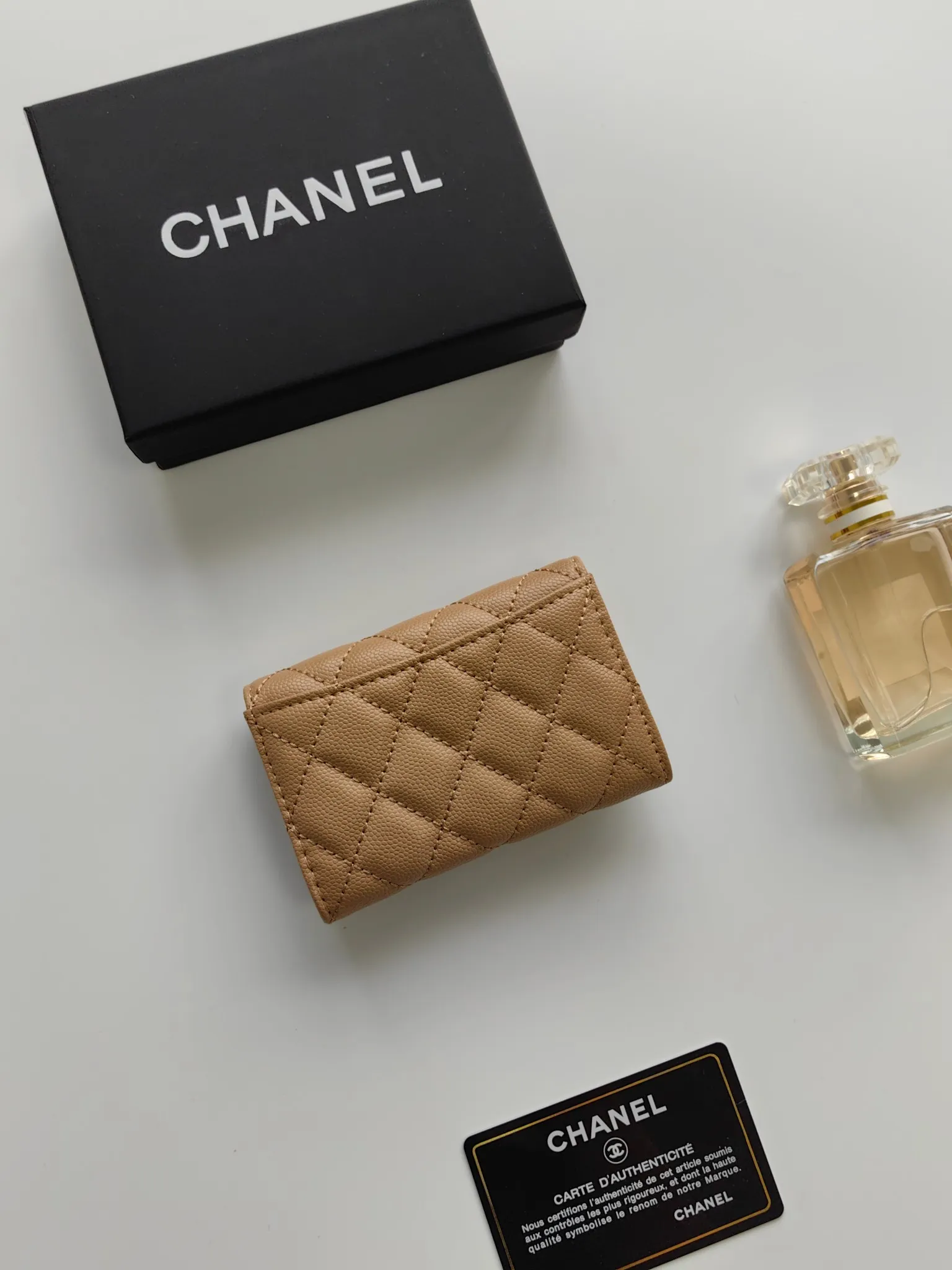 ￥110 CHANEL Chanel classic flap card holder. Imported sheepskin and caviar cowhide, card holder and coin purse integrated, with slip pocket on the back, model number: AP448, size: 7.5 × 11.3 × 2.1 cm