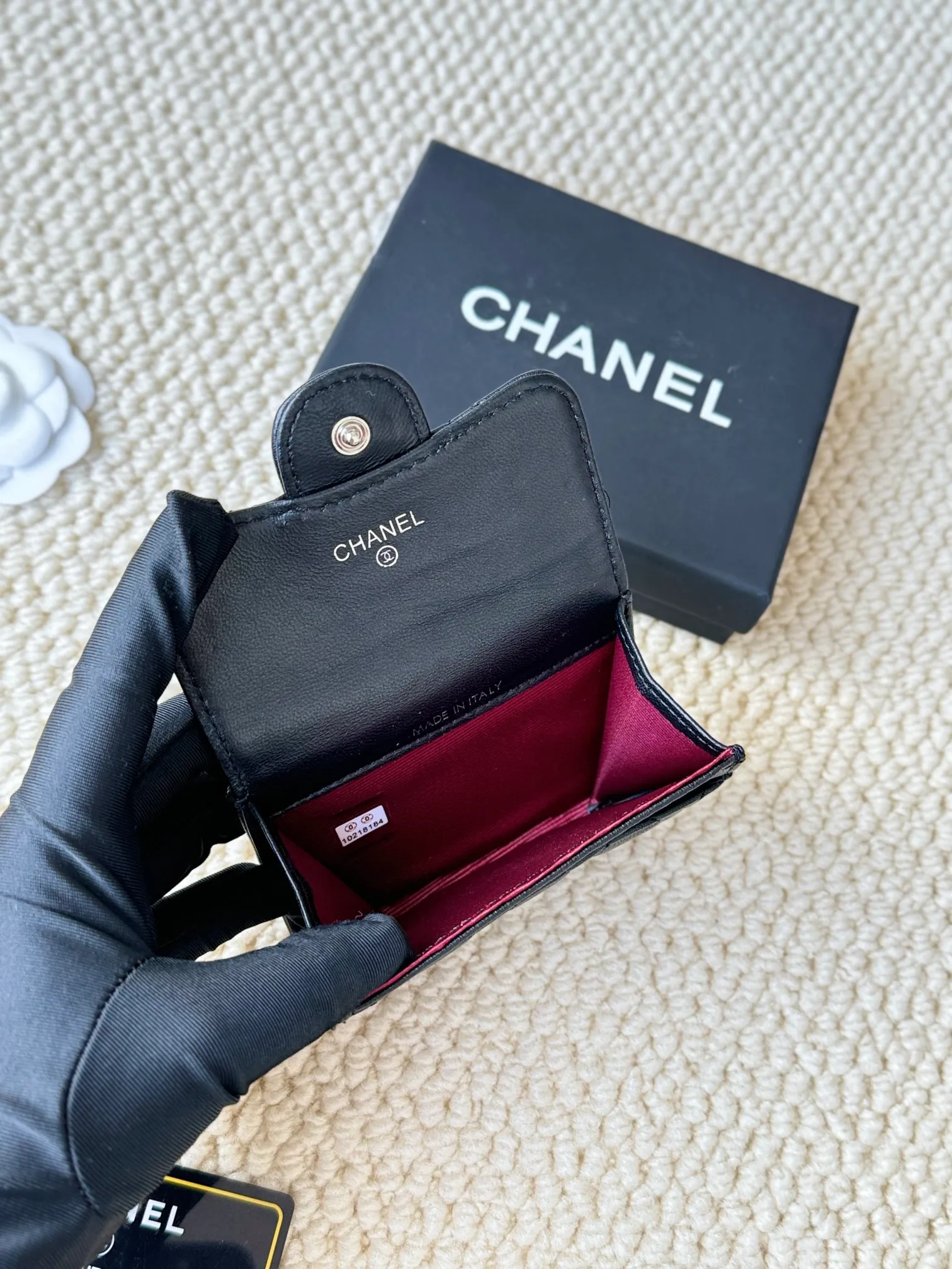 💰120 chanel lambskin model number: AP458 The most classic card holder, coin purse, Chanel classic flap card holder. Sheepskin series card holder and coin purse in one, with slip pocket on the back. Size: 7.5 × 11.3 × 2.1 cm