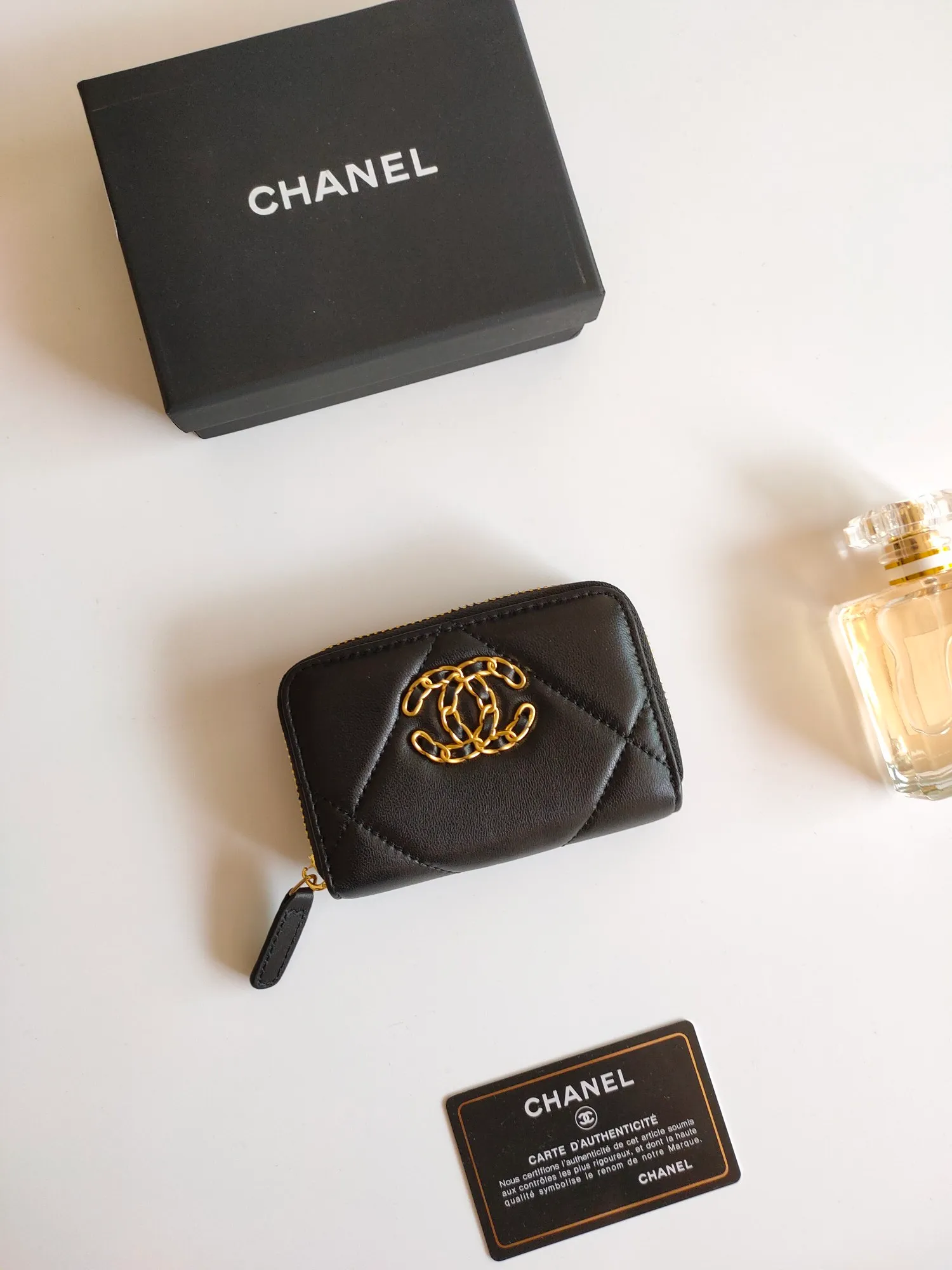 ￥120 Chanel card holder❤Coin purse️❤️Full leather inside and outside. Counter style. Impeccable workmanship details. Adhere to high quality. Style number: P1910 Size: 11.5x8cm