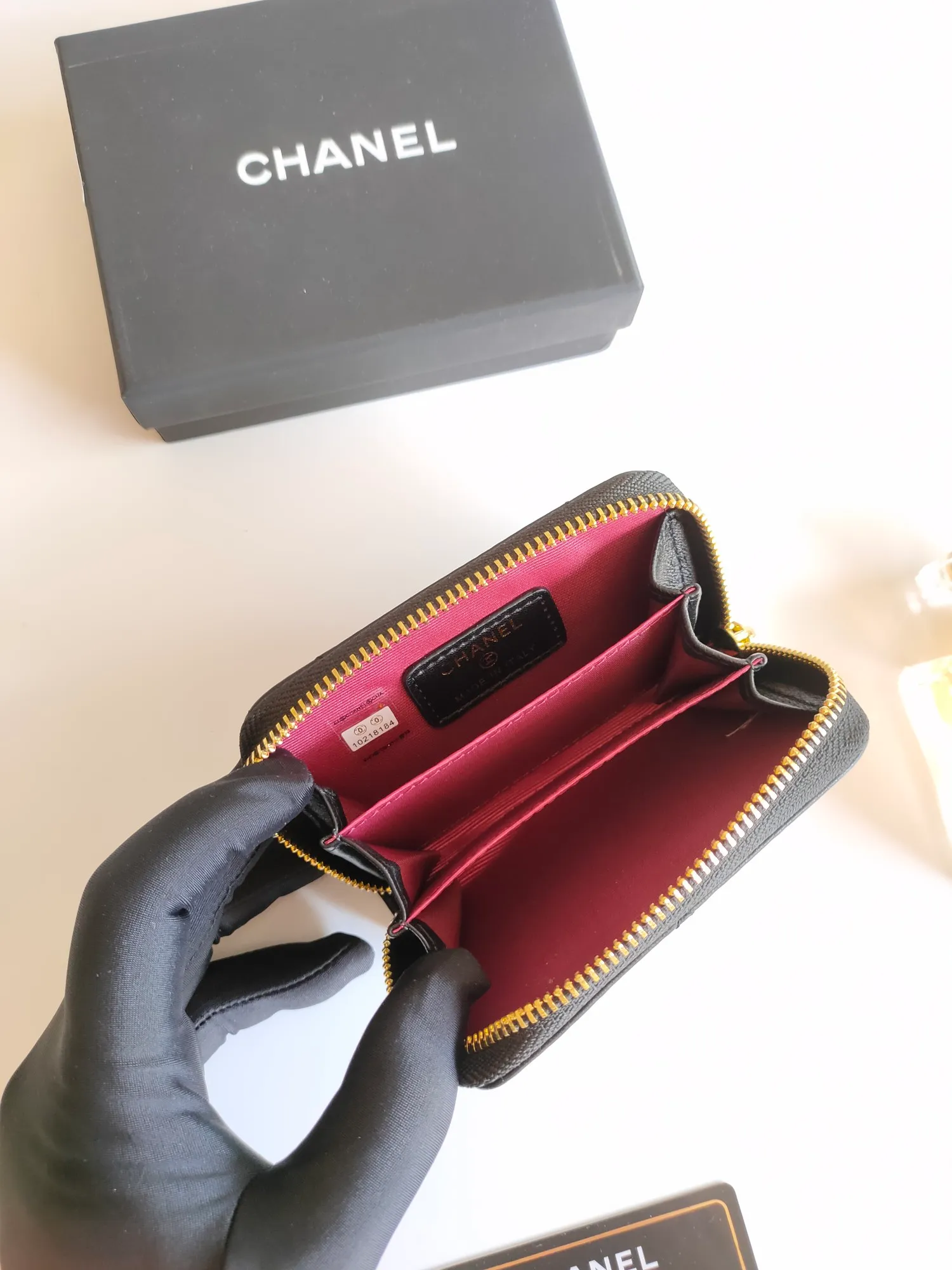 ￥120 Chanel card holder❤Coin purse️❤️Full leather inside and outside. Counter style. Impeccable workmanship details. Adhere to high quality. Style number: P1910 Size: 11.5x8cm