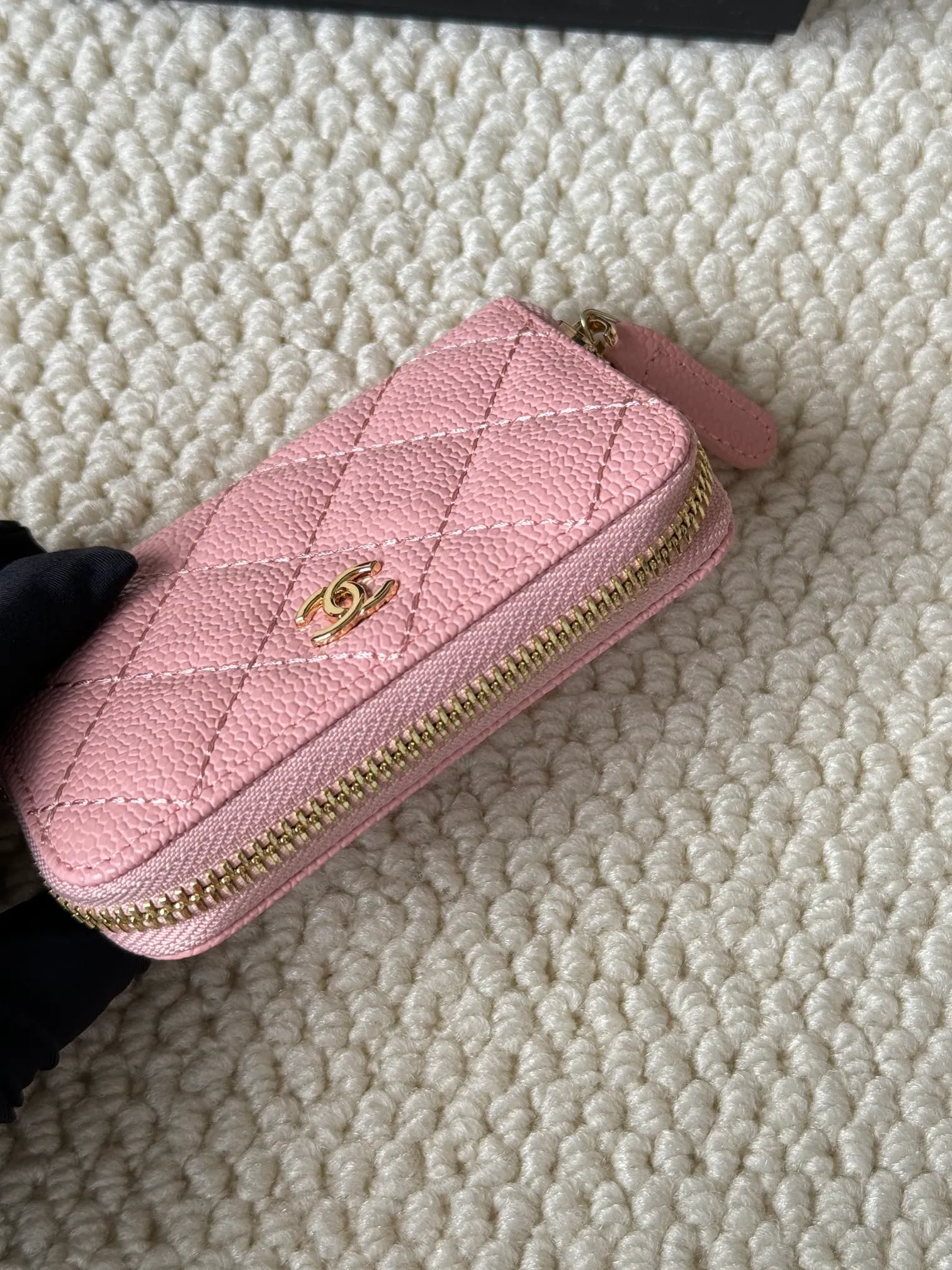 💰120 Style No.: AP462 Chanel Caviar Leather Series Chanel Card Holder ❤Coin Purse️❤️ Impeccable workmanship details, insisting on high quality Size: 10x9cm