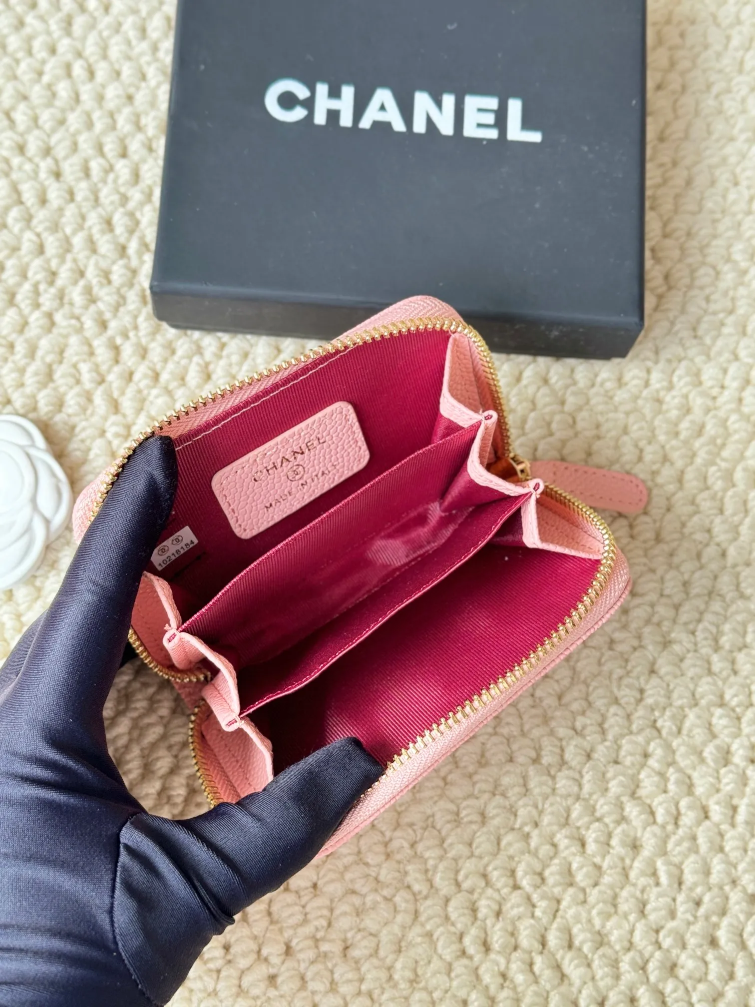 💰120 Style No.: AP462 Chanel Caviar Leather Series Chanel Card Holder ❤Coin Purse️❤️ Impeccable workmanship details, insisting on high quality Size: 10x9cm