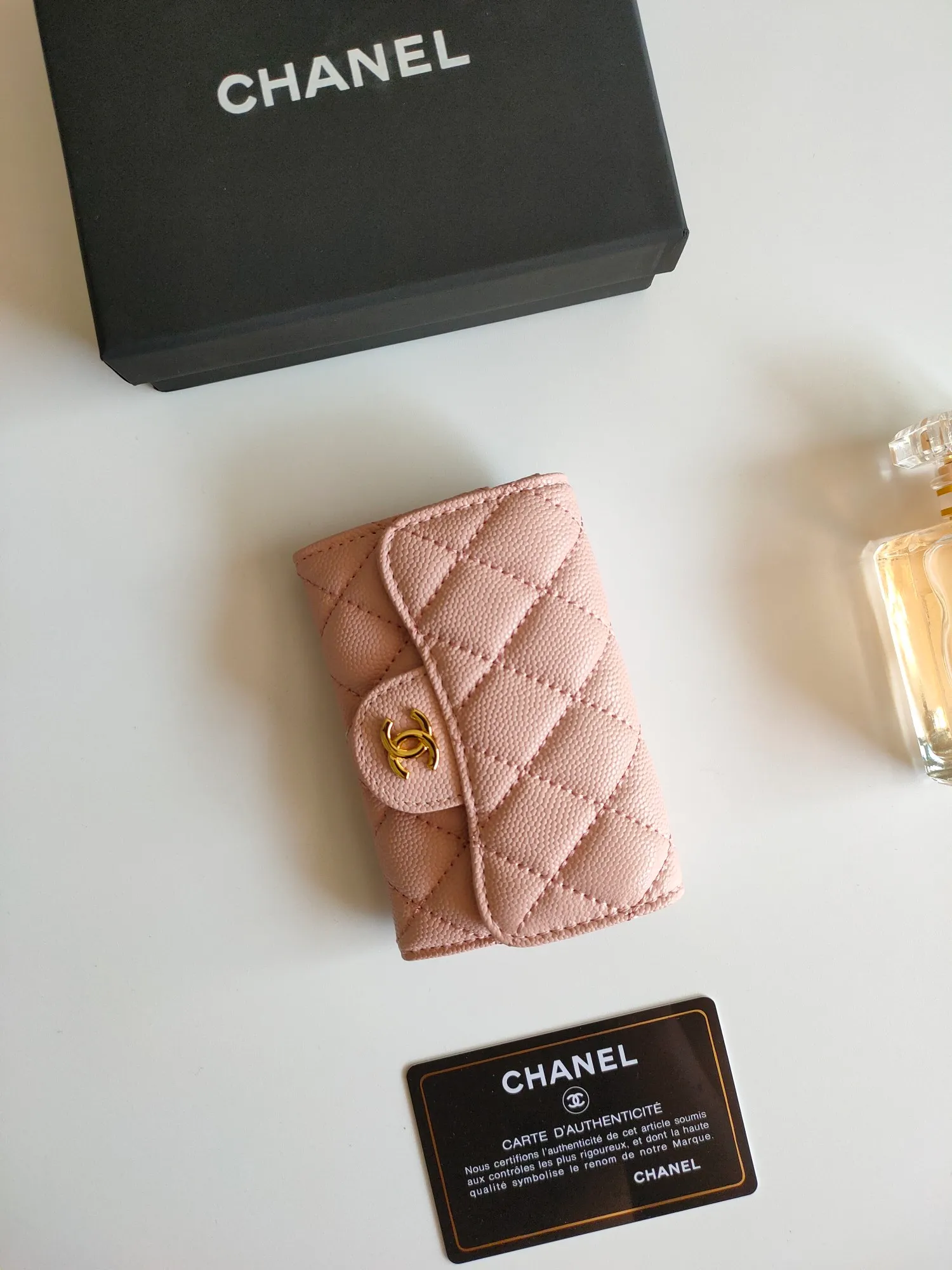 ￥110 CHANEL Chanel classic flap card holder. Imported sheepskin and caviar cowhide, card holder and coin purse integrated, with slip pocket on the back, model number: AP448, size: 7.5 × 11.3 × 2.1 cm